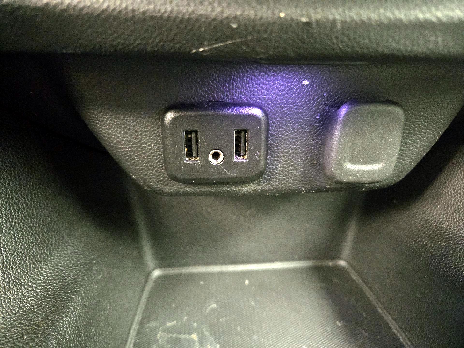 Thumbnail: 2018 Chevrolet Traverse - 18