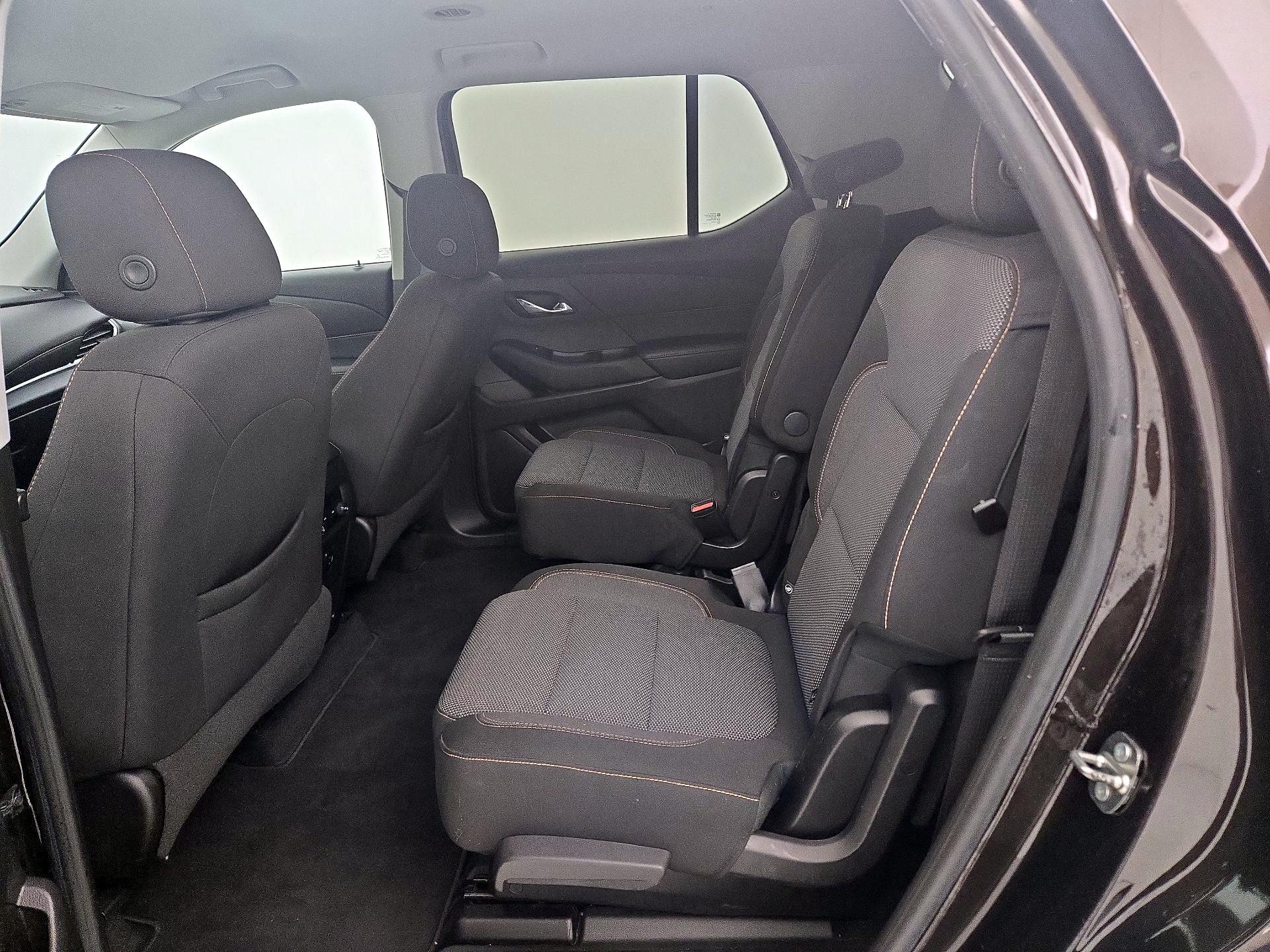 Thumbnail: 2018 Chevrolet Traverse - 19