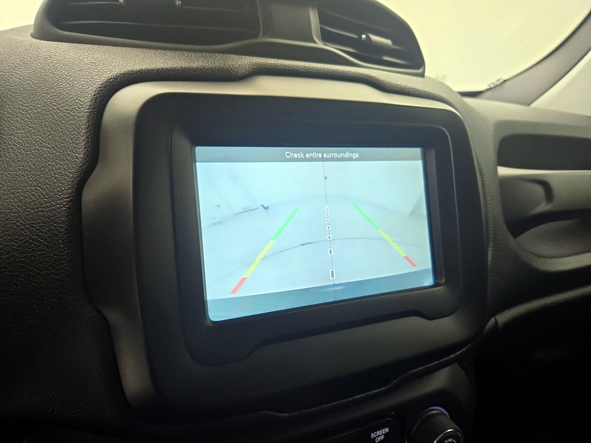 Thumbnail: 2019 Jeep Renegade - 14