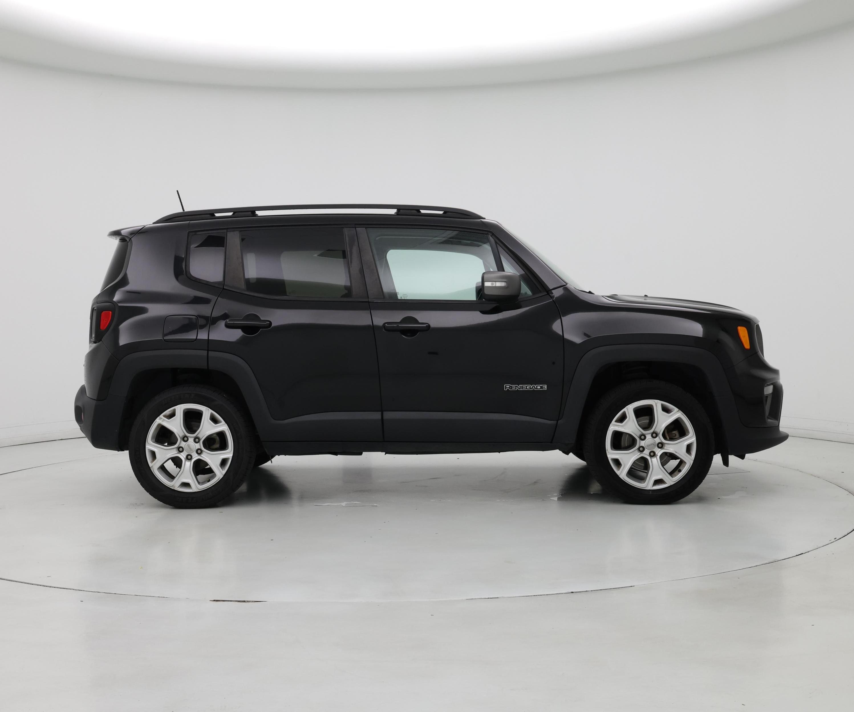 Thumbnail: 2019 Jeep Renegade - 7