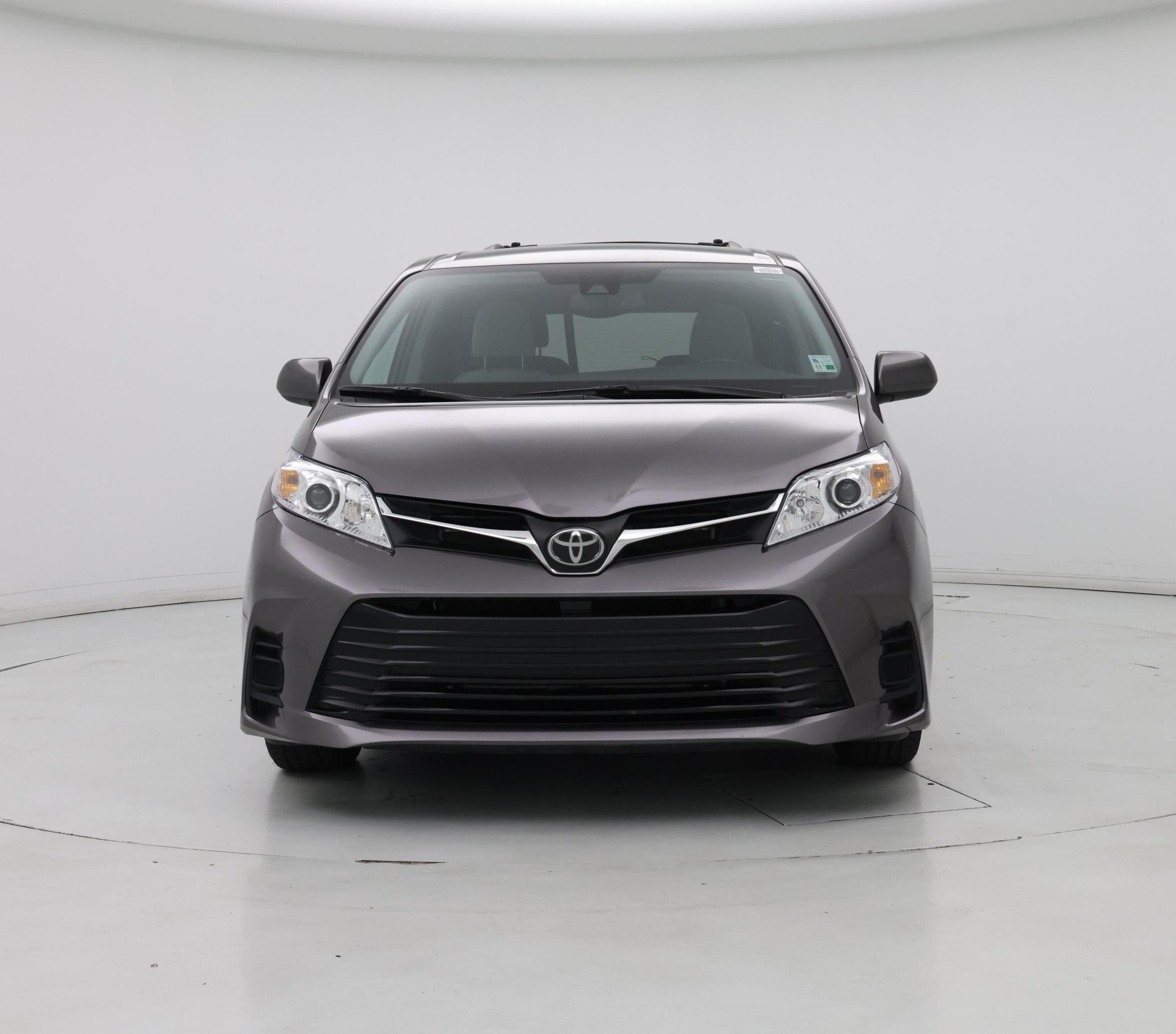 Thumbnail: 2019 Toyota Sienna - 5