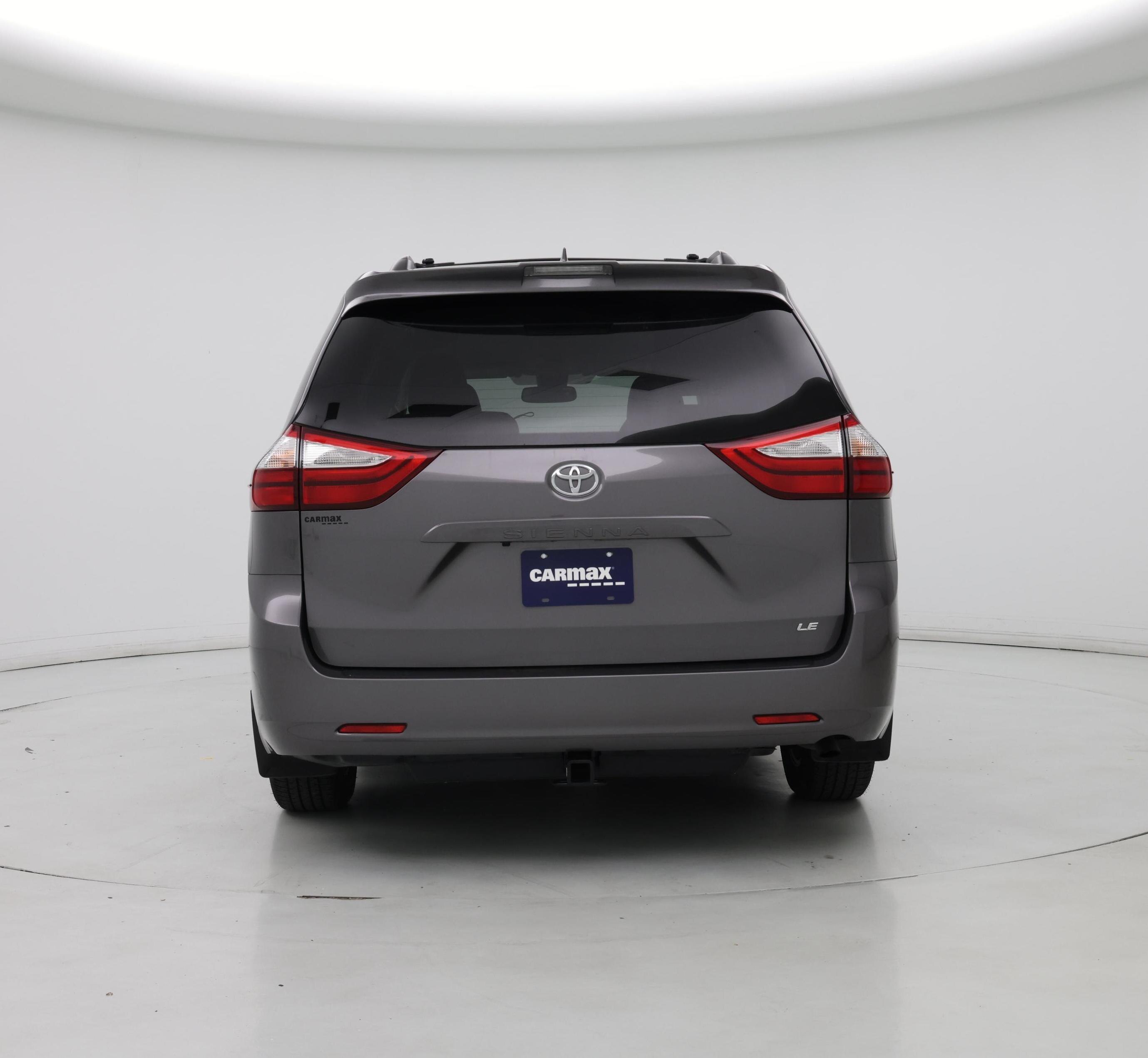 Thumbnail: 2019 Toyota Sienna - 6