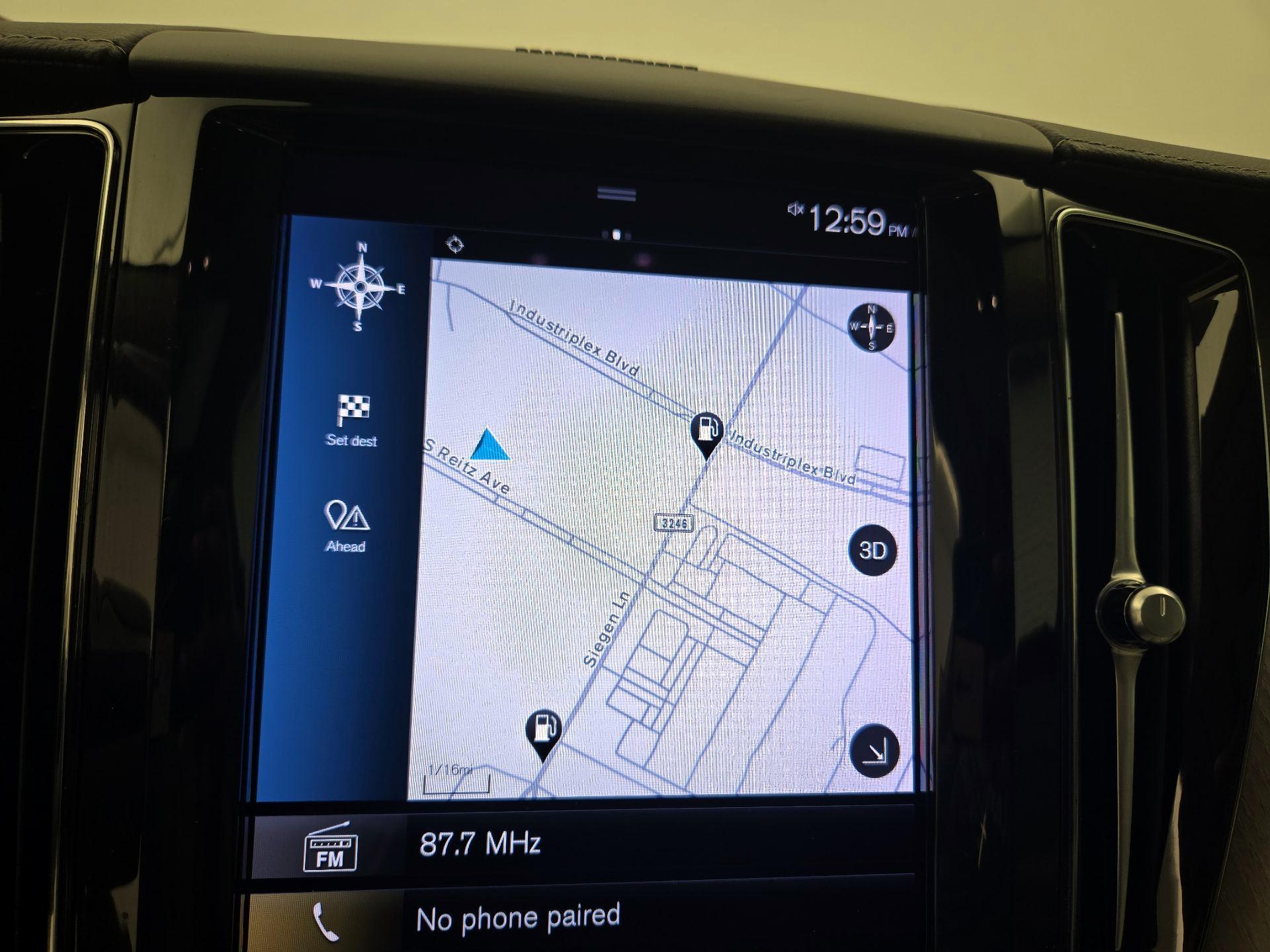 Thumbnail: 2021 Volvo XC60 - 14