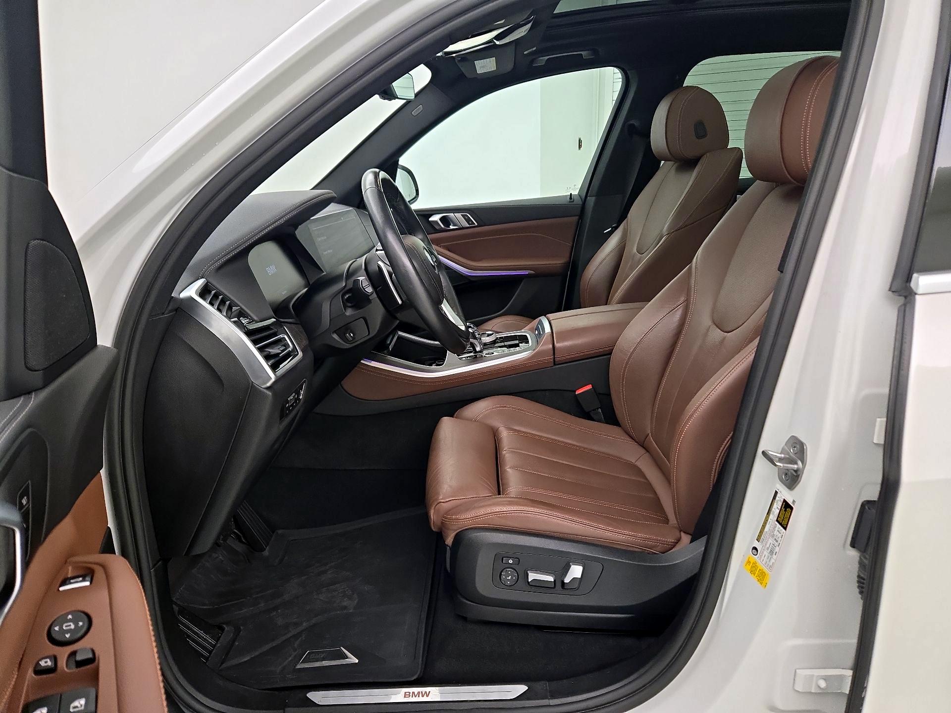 Thumbnail: 2022 BMW X5 - 11