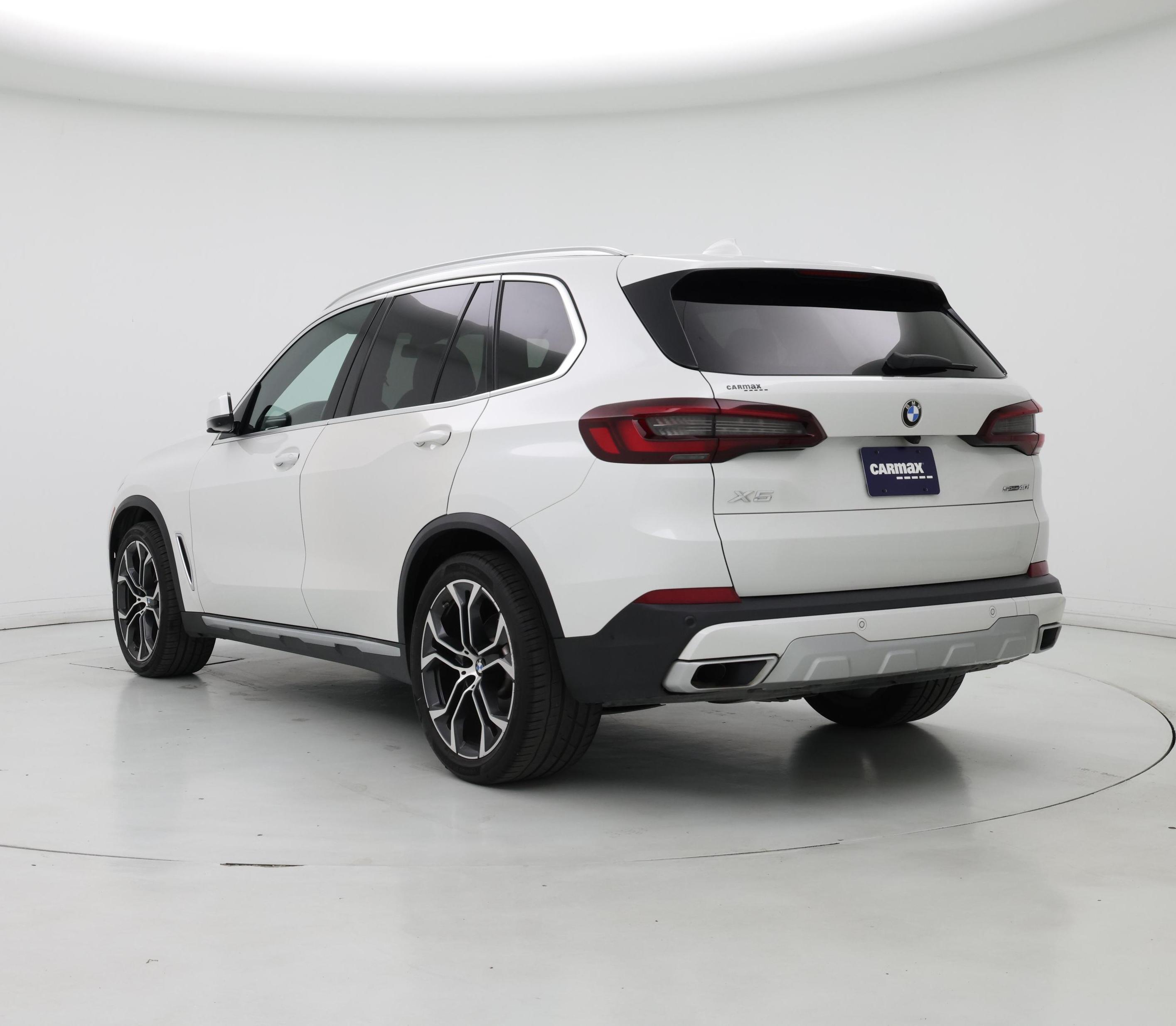 Thumbnail: 2022 BMW X5 - 2