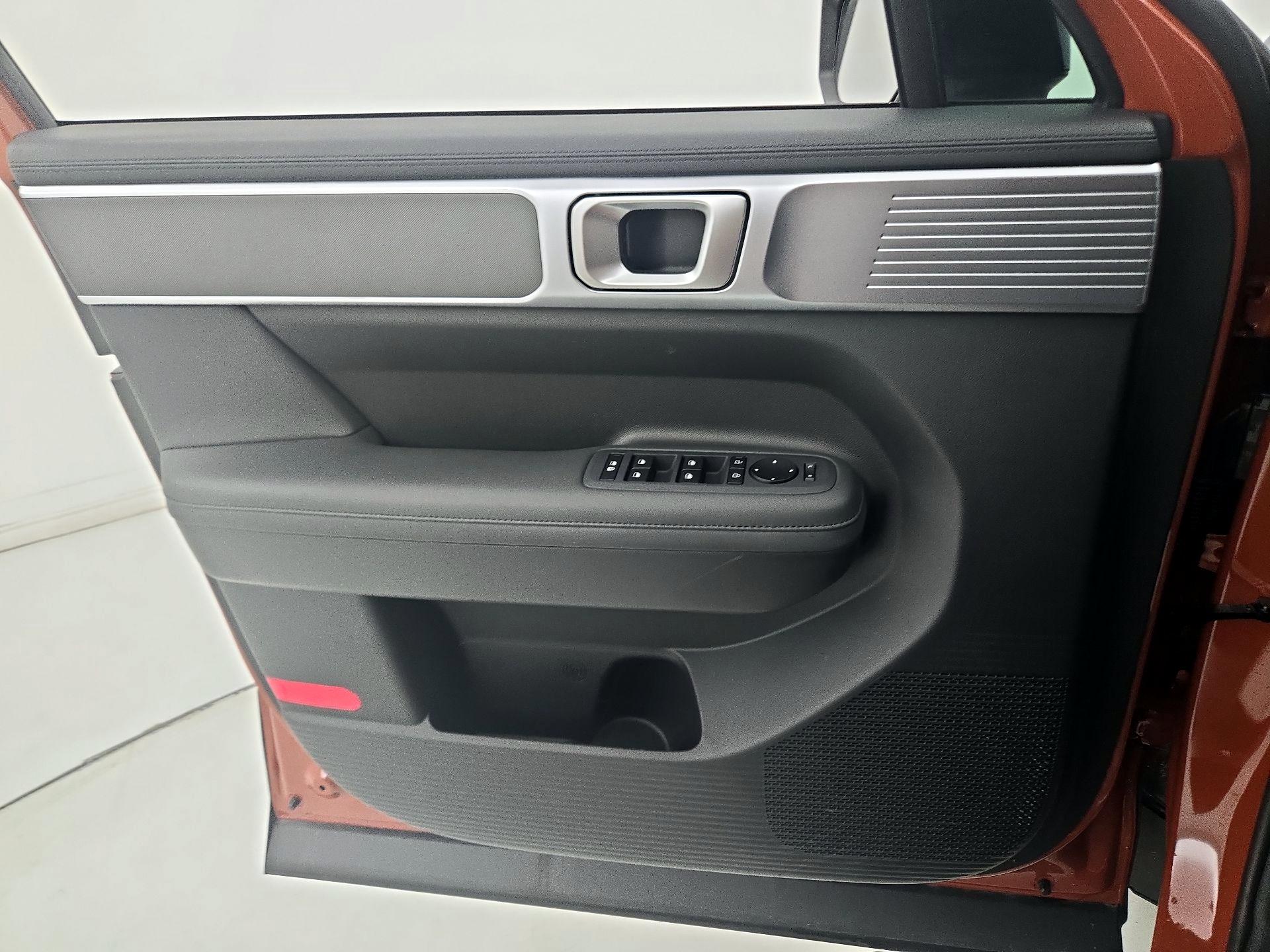 Thumbnail: 2025 Hyundai Santa Fe - 12