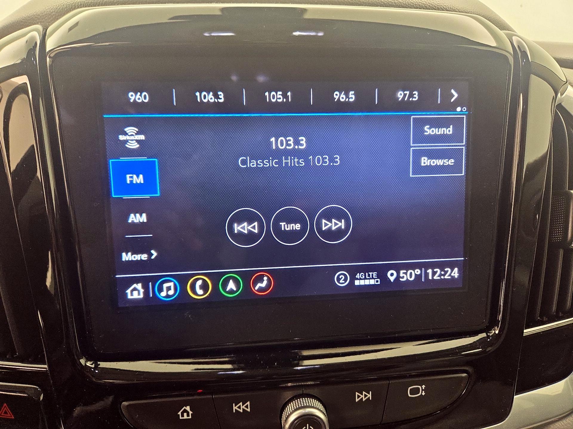 Thumbnail: 2020 Chevrolet Traverse - 16