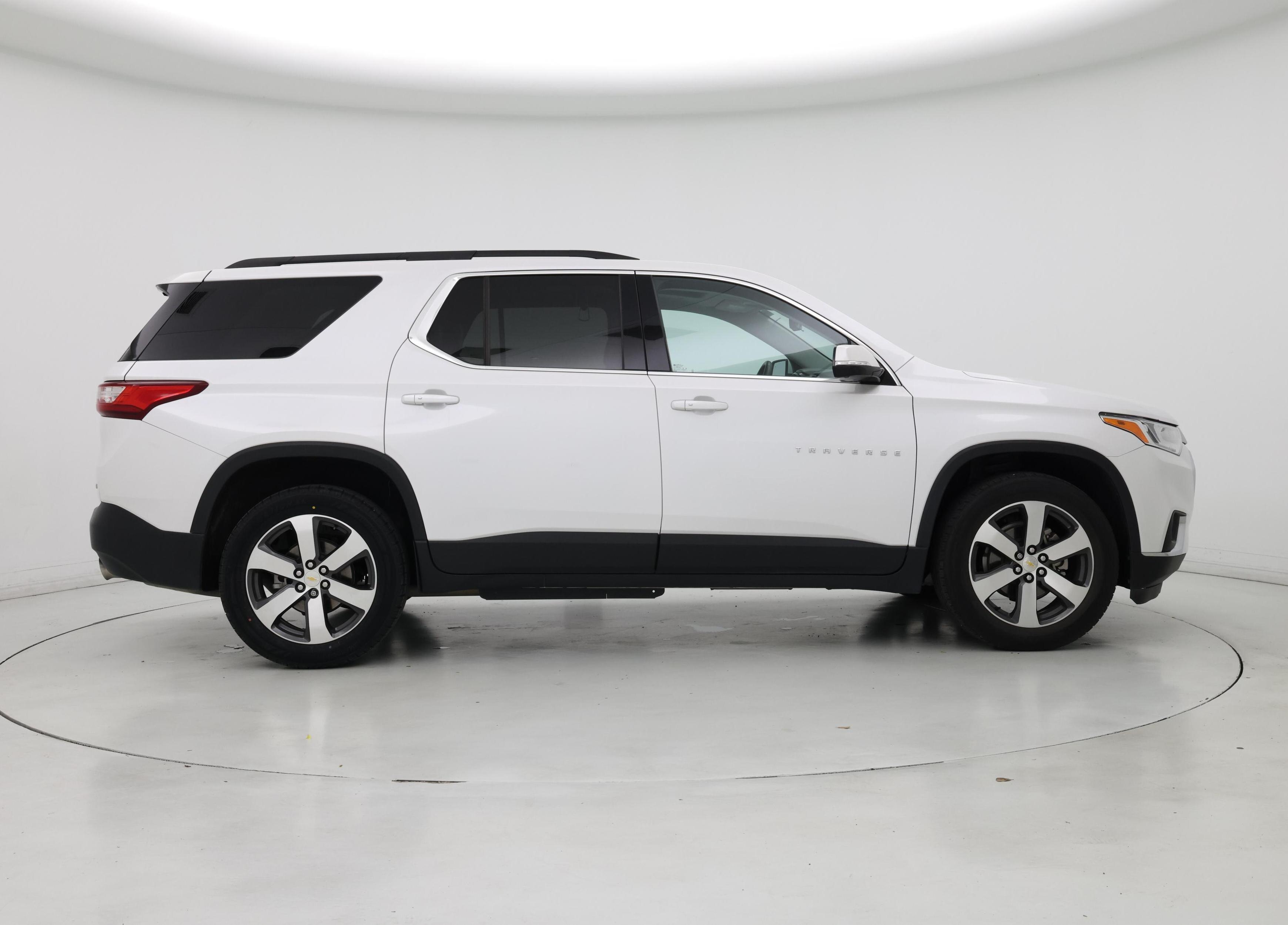 Thumbnail: 2020 Chevrolet Traverse - 7