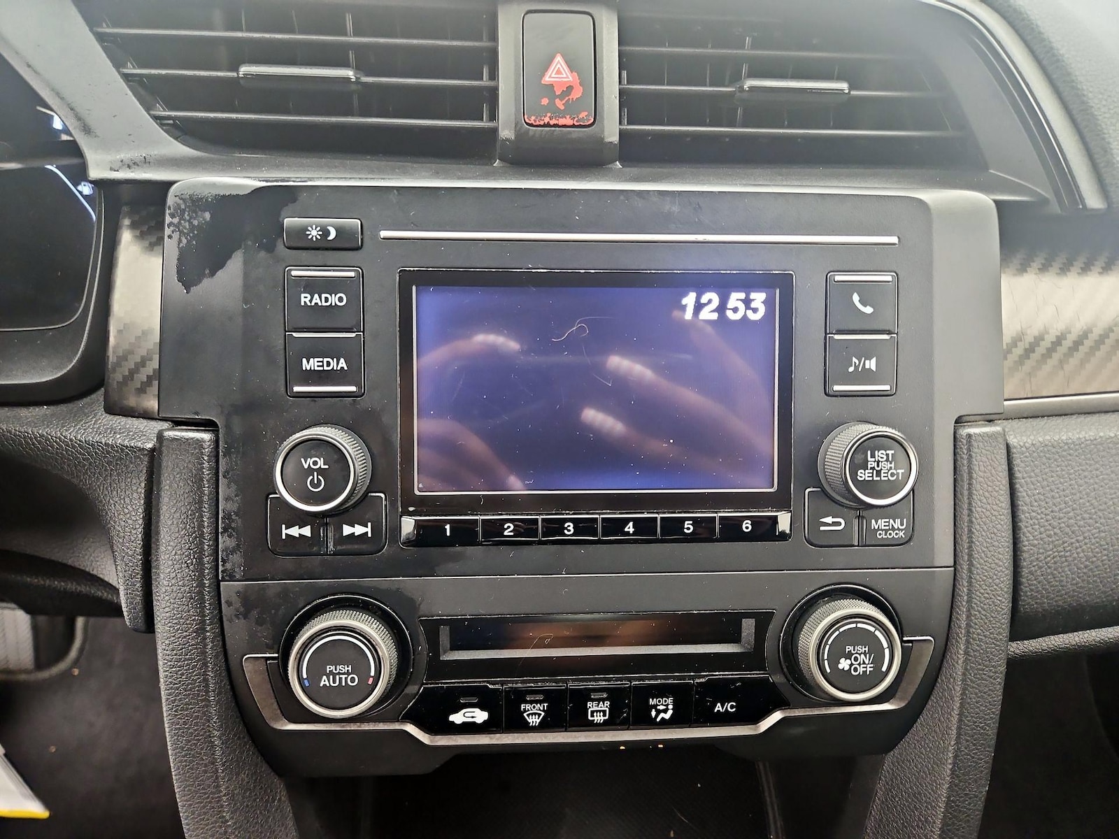2018 Honda Civic Hatchback Sport - Photo 16
