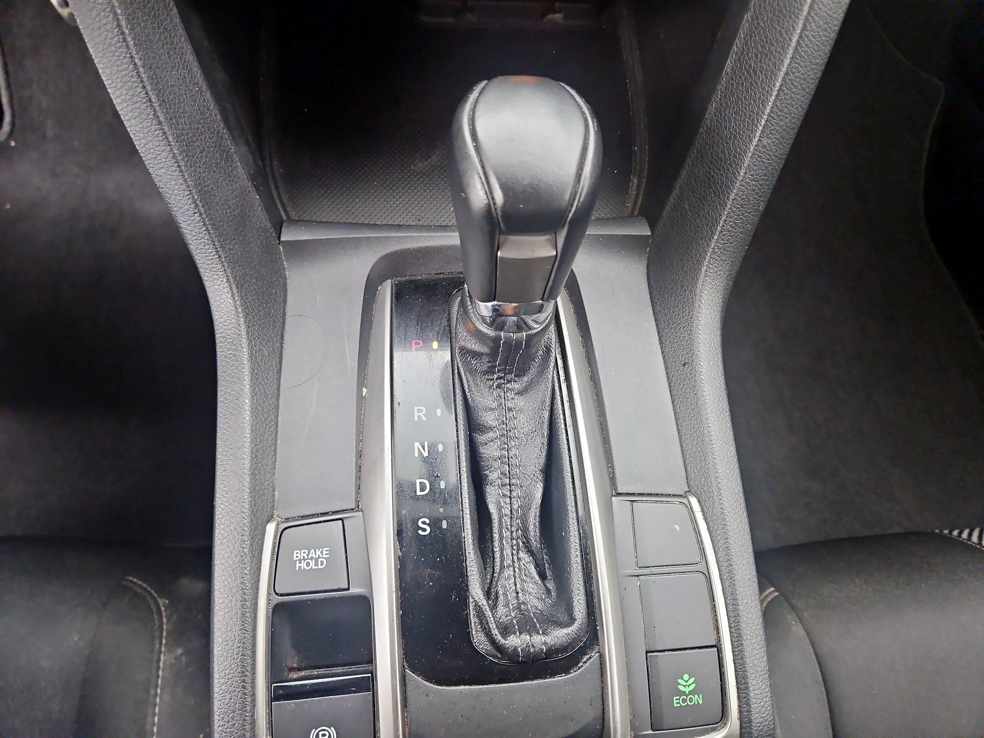 Thumbnail: 2018 Honda Civic - 17