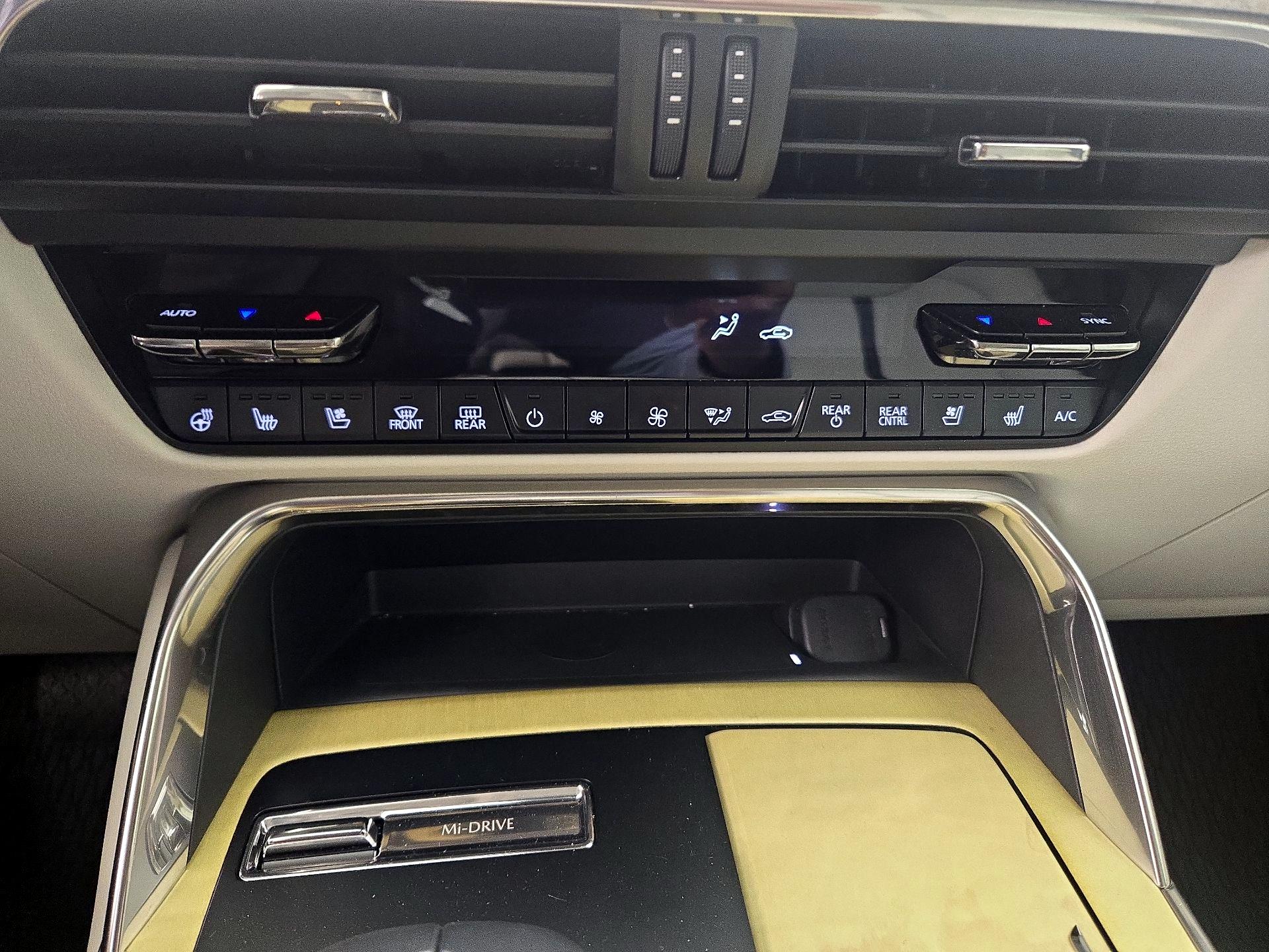 Thumbnail: 2025 Mazda CX-90 - 17