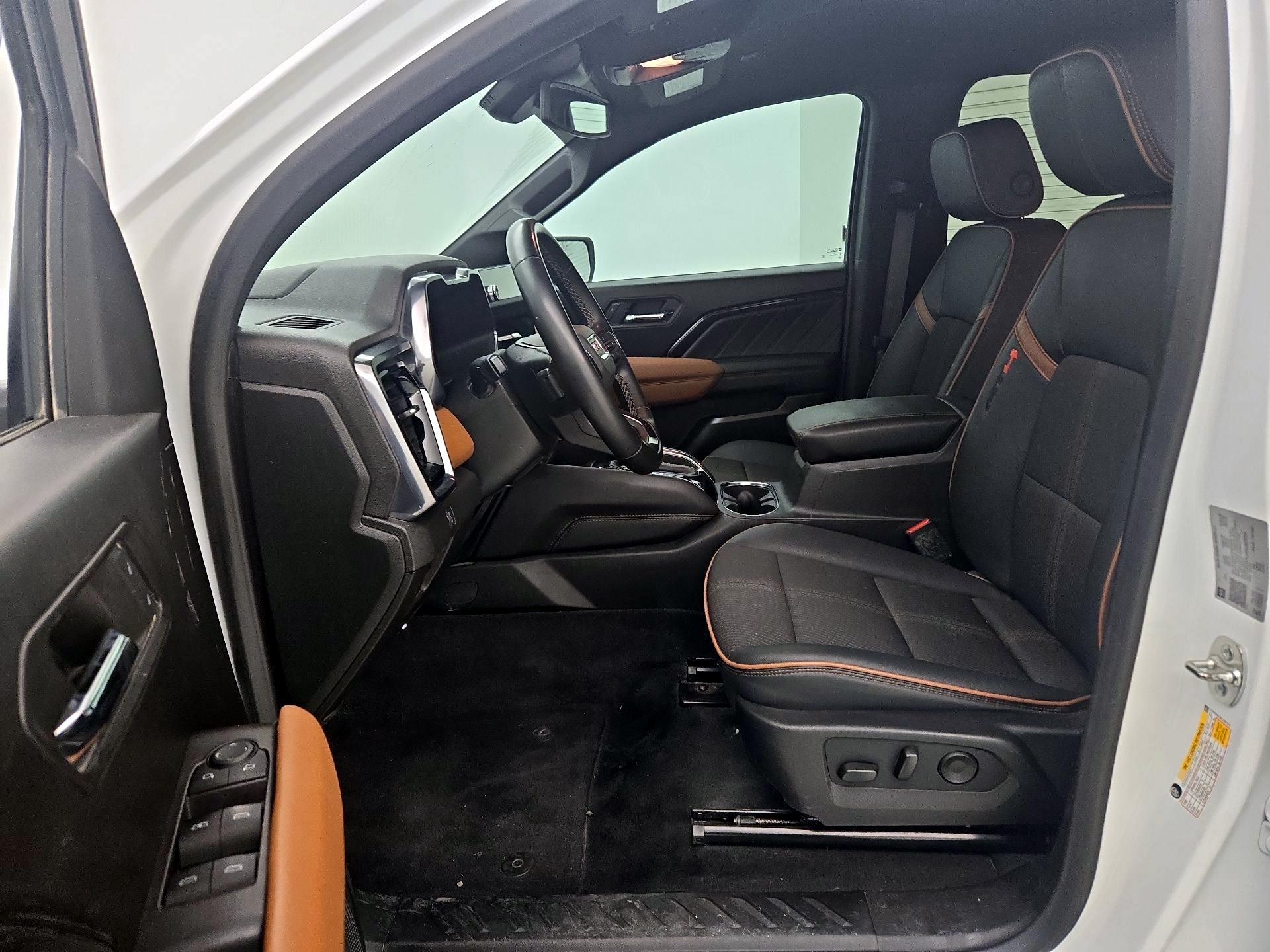 Thumbnail: 2024 GMC Canyon - 11