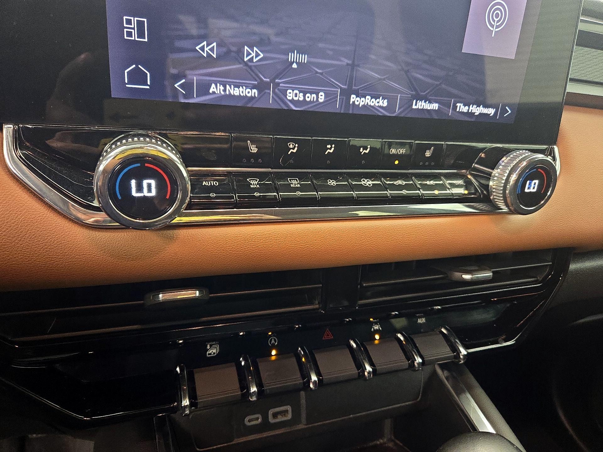 Thumbnail: 2024 GMC Canyon - 17