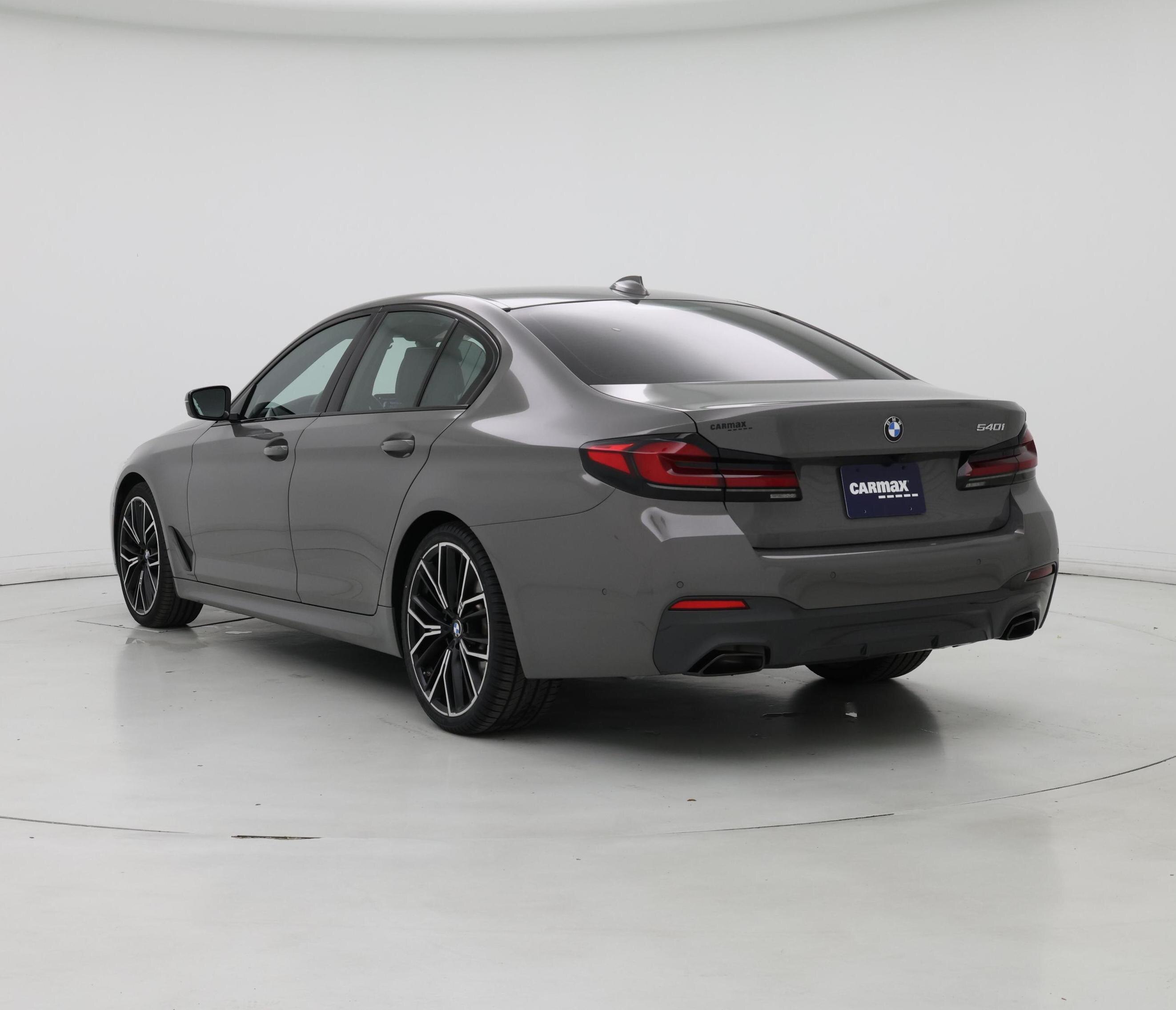 Thumbnail: 2021 BMW 5 Series - 2
