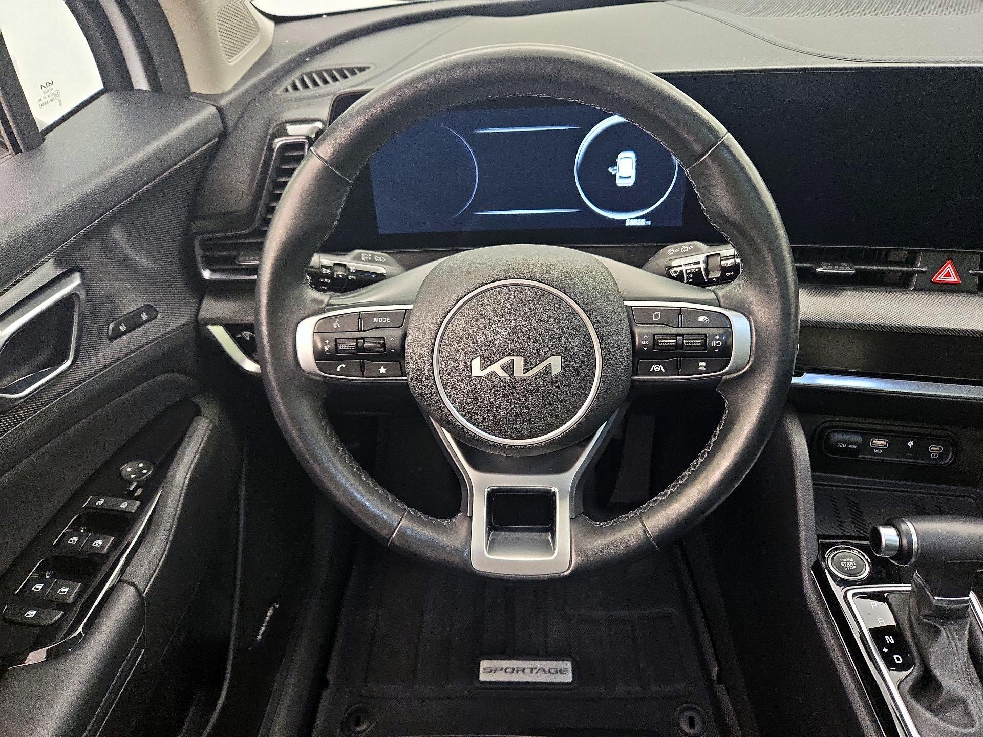 Thumbnail: 2023 Kia Sportage - 10