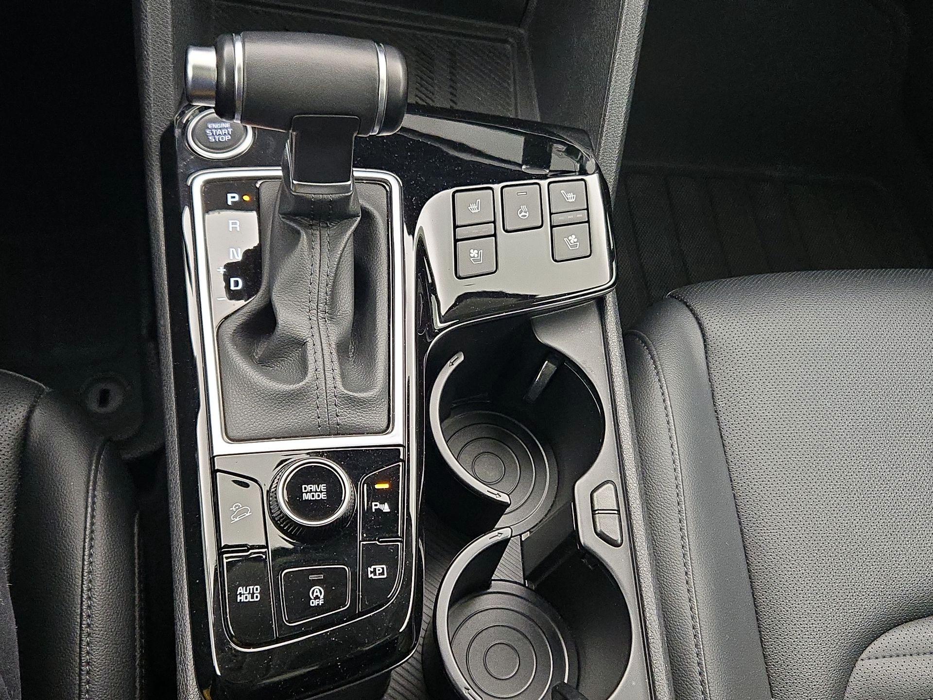 Thumbnail: 2023 Kia Sportage - 18