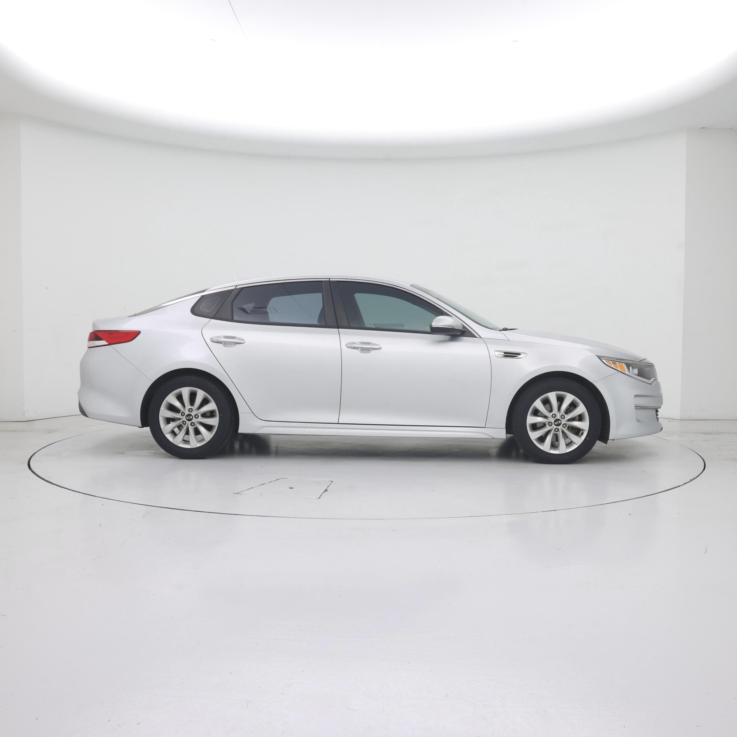 Thumbnail: 2017 Kia Optima - 7