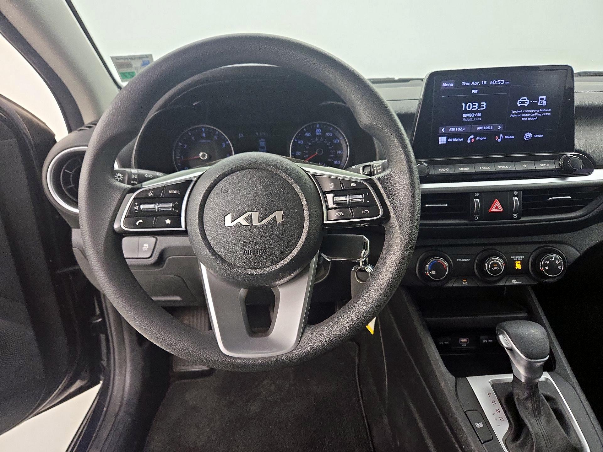 Thumbnail: 2023 Kia Forte - 10