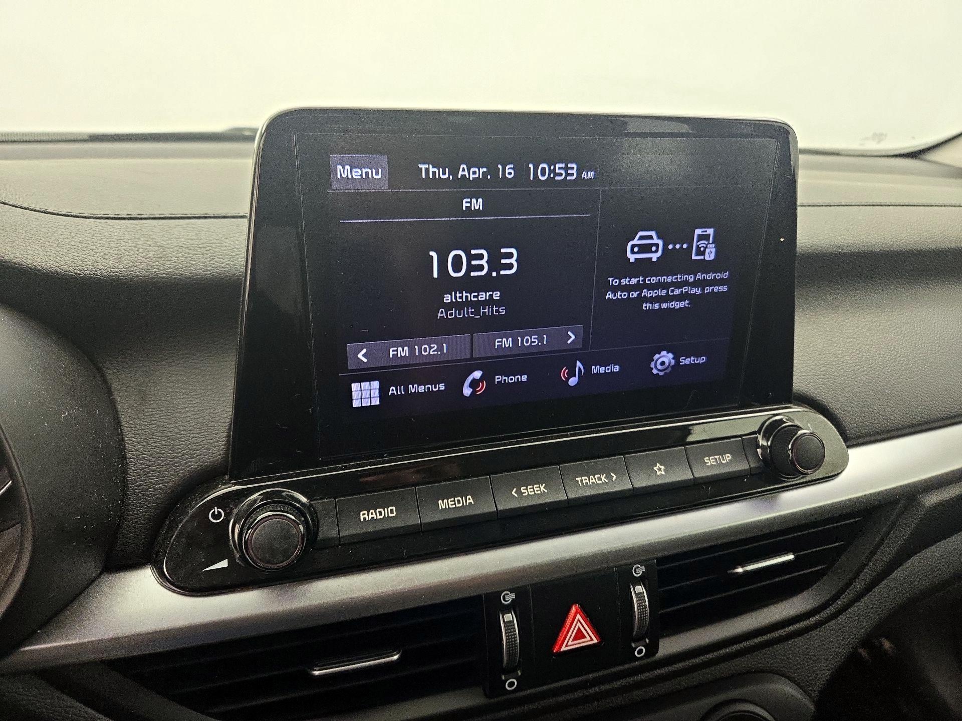 Thumbnail: 2023 Kia Forte - 15