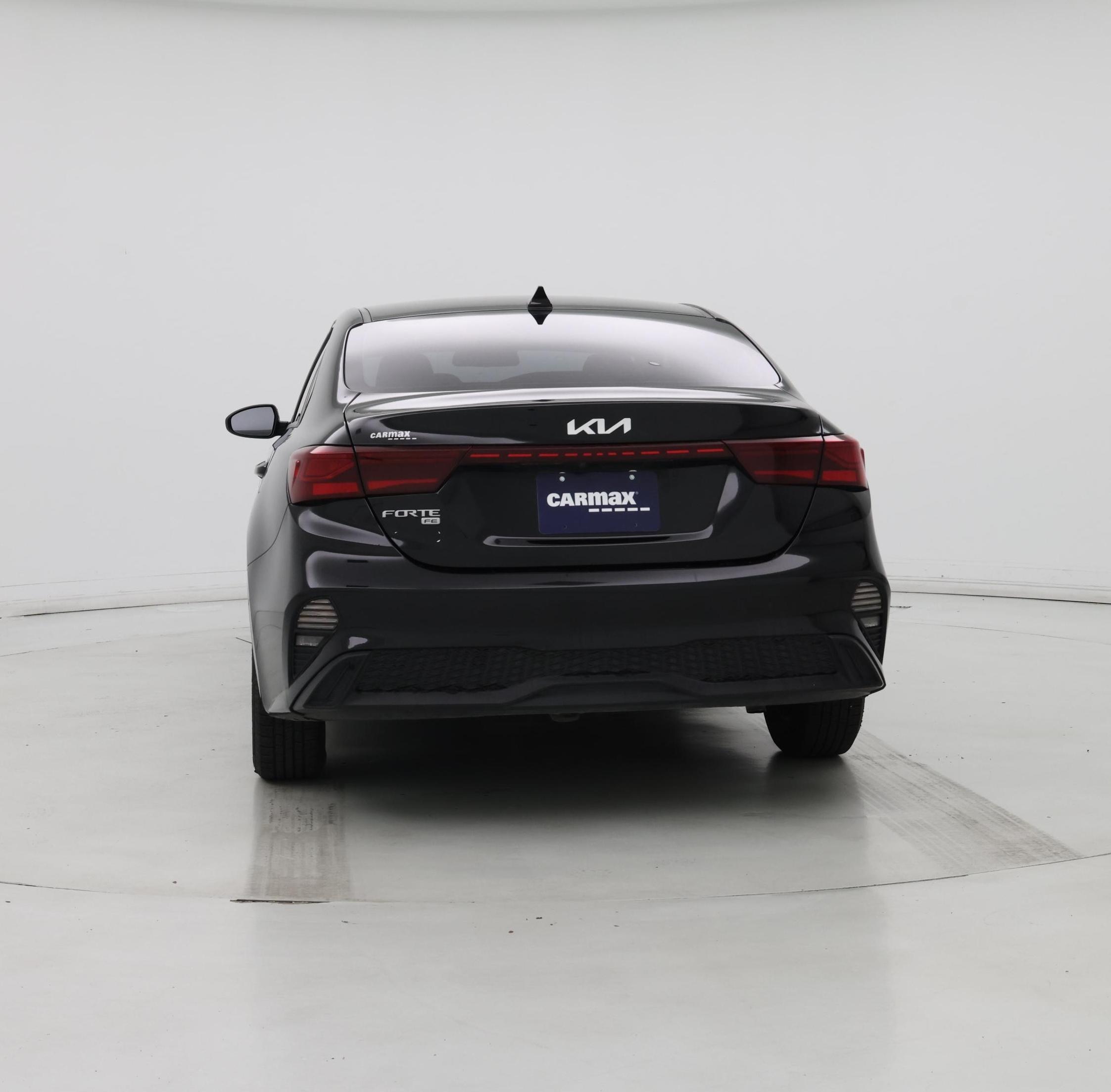 Thumbnail: 2023 Kia Forte - 6