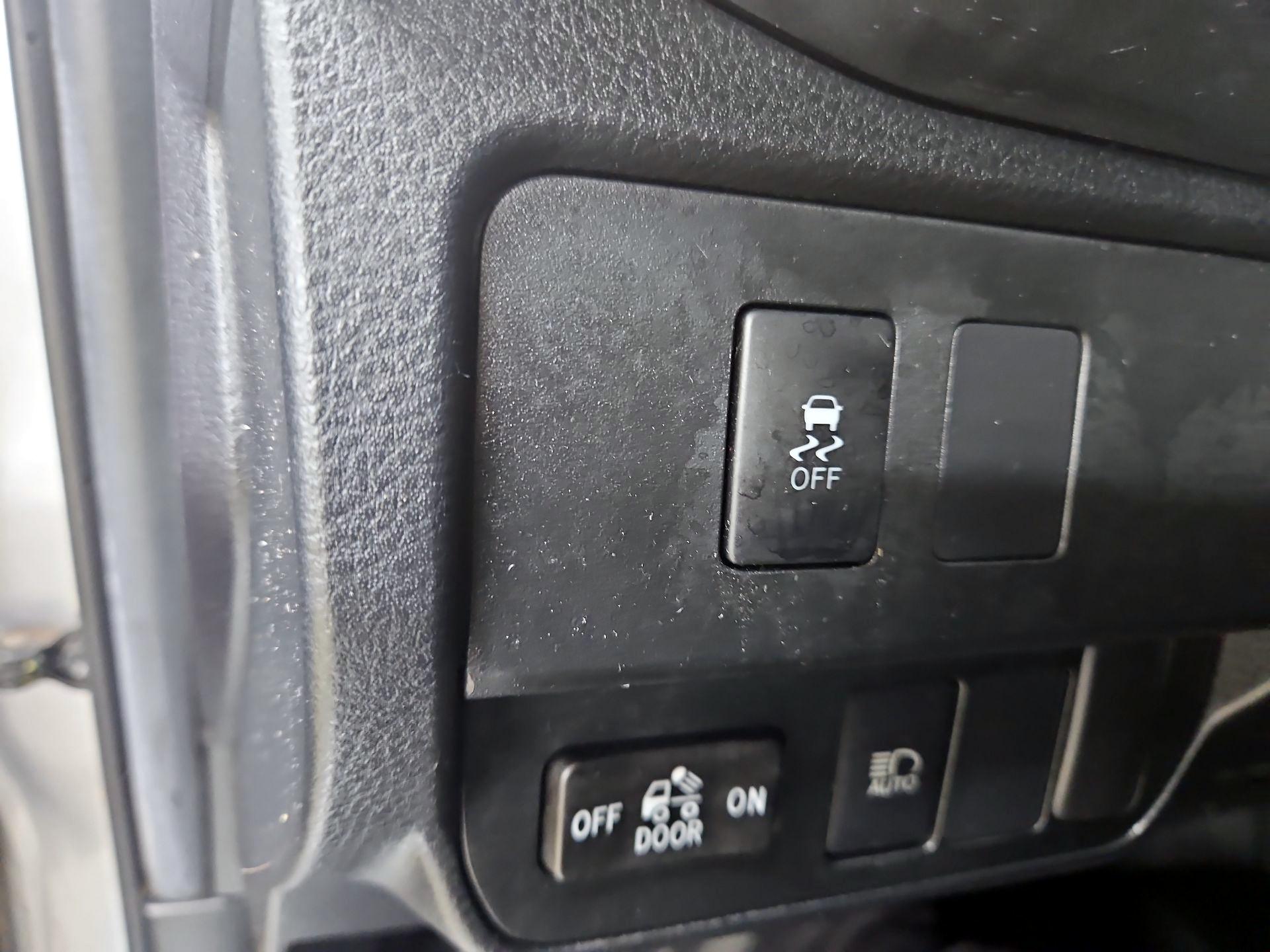 Thumbnail: 2022 Toyota Tacoma - 13