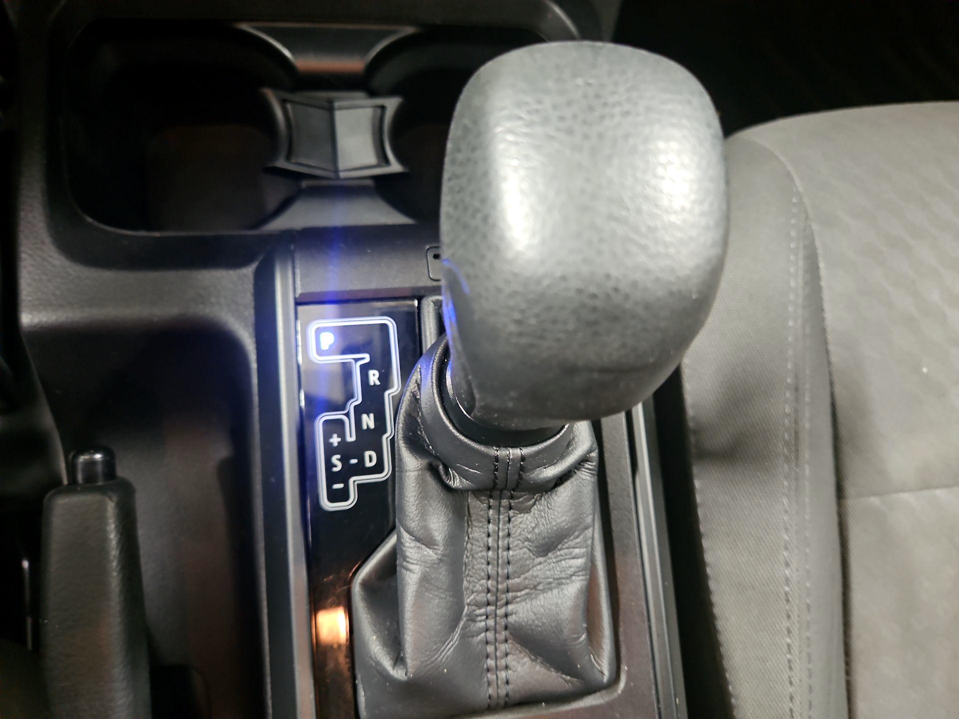 Thumbnail: 2022 Toyota Tacoma - 17