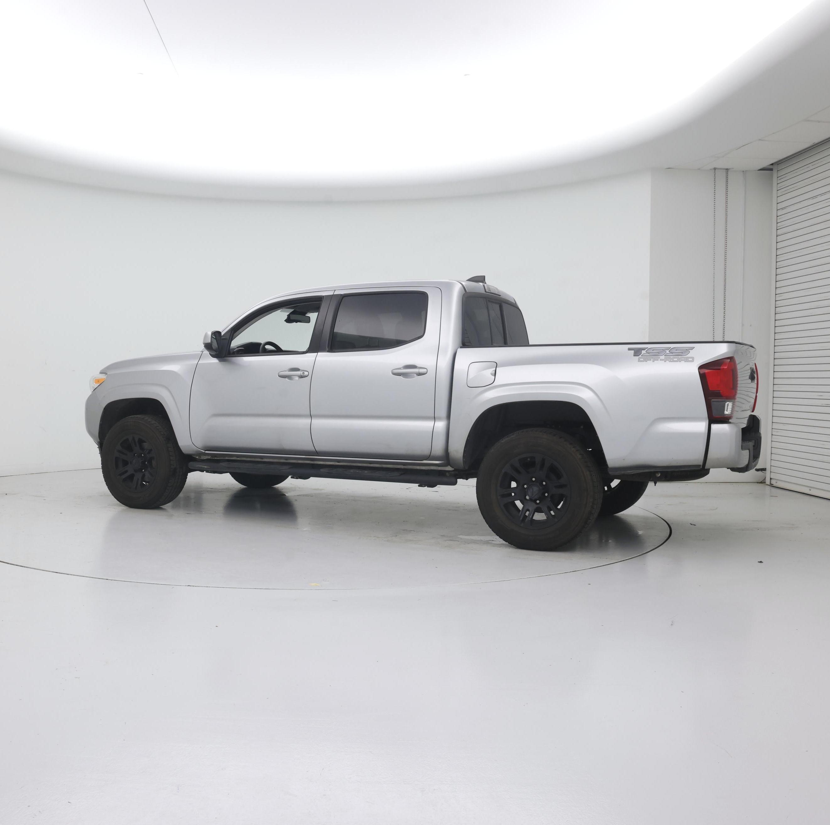 Thumbnail: 2022 Toyota Tacoma - 4