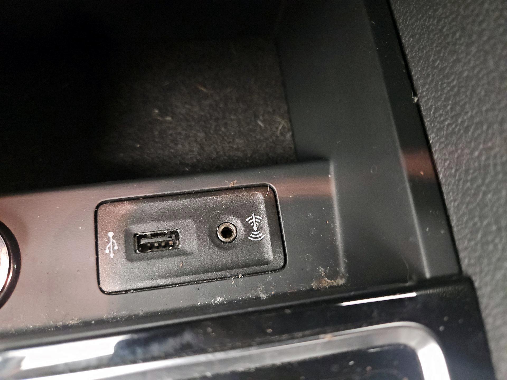 Thumbnail: 2016 Volkswagen Jetta - 19