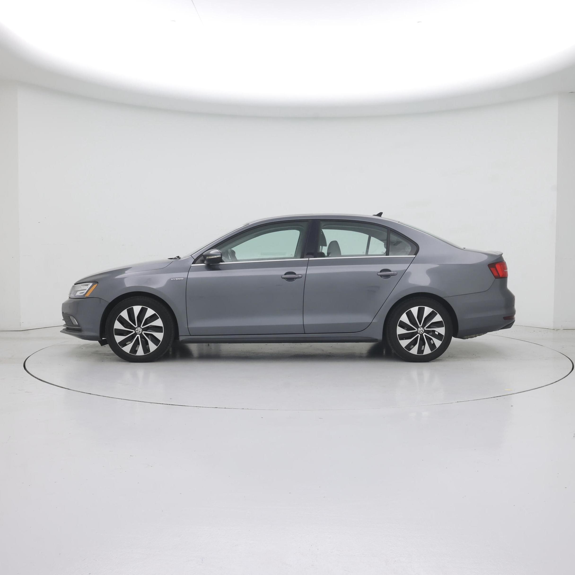 Thumbnail: 2016 Volkswagen Jetta - 3