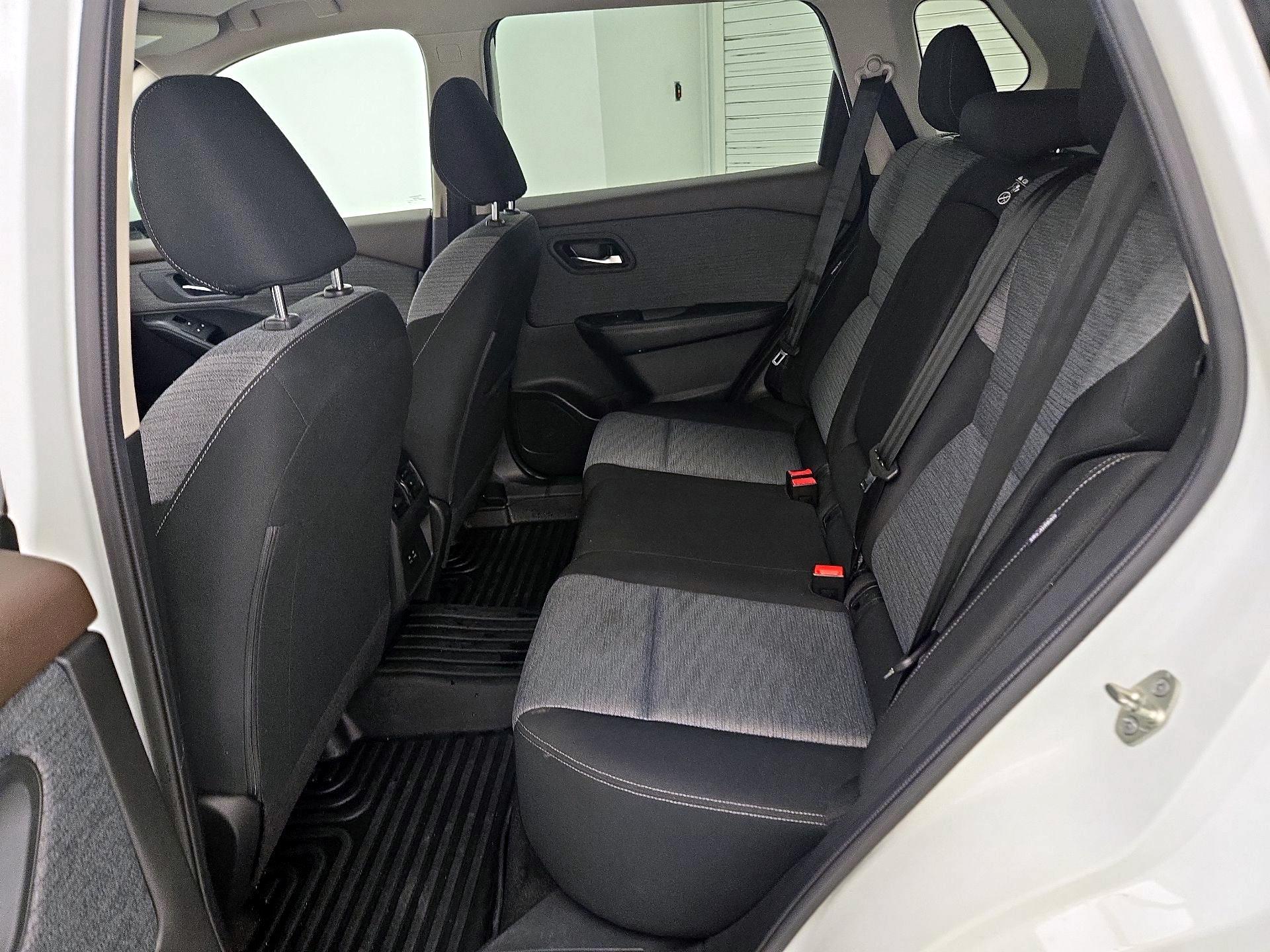 Thumbnail: 2023 Nissan Rogue - 19