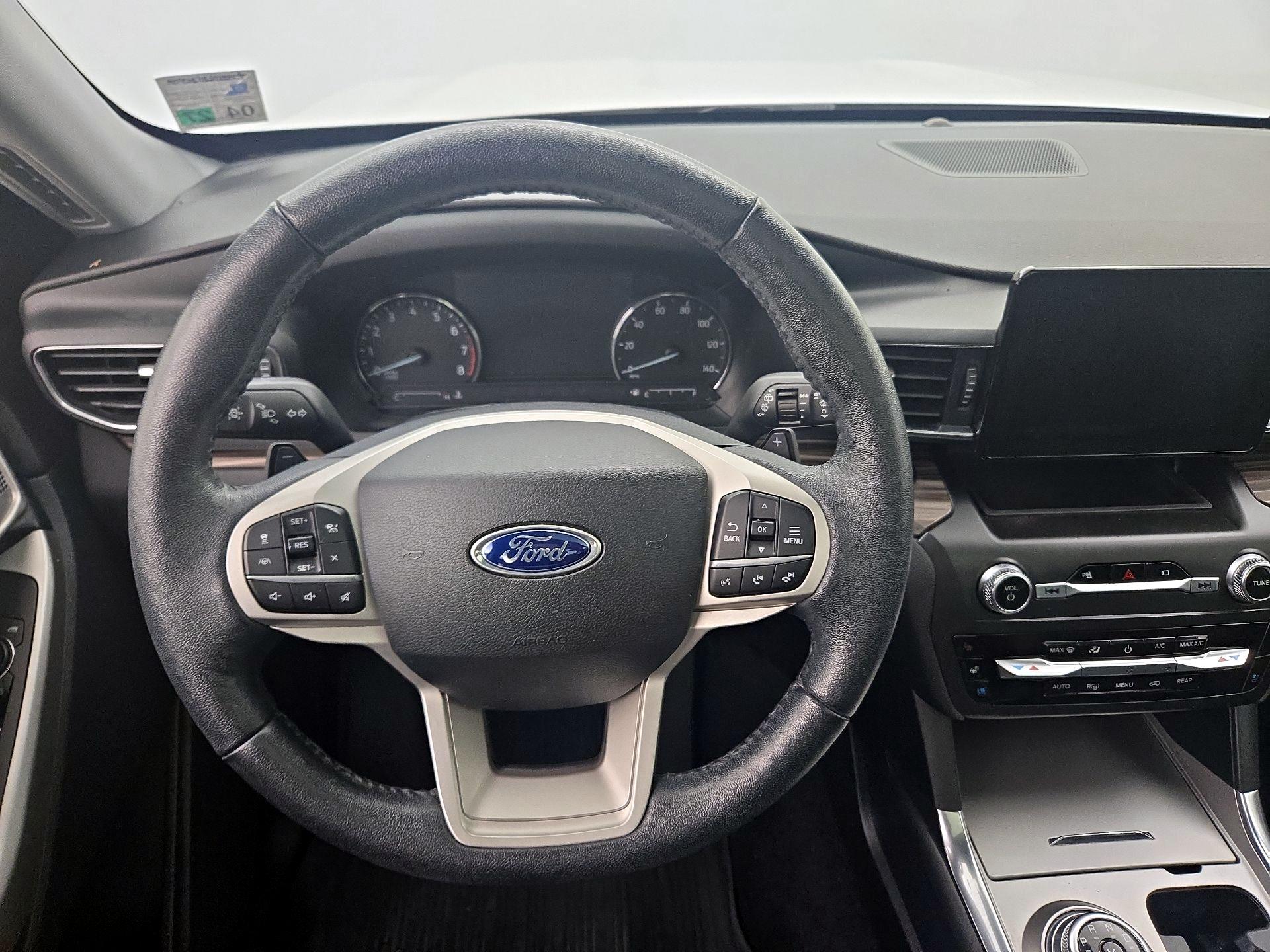 Thumbnail: 2020 Ford Explorer - 10