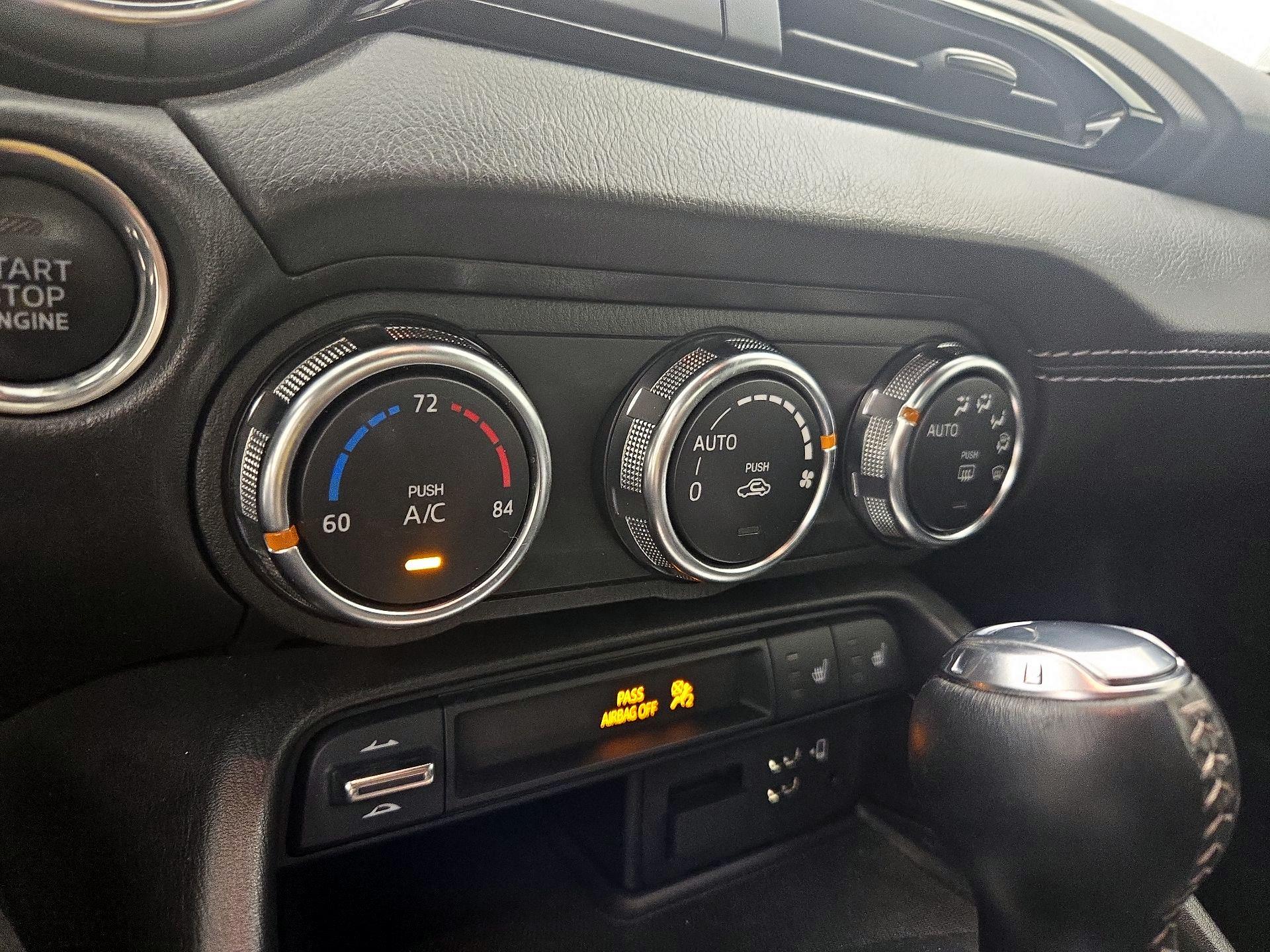 Thumbnail: 2021 Mazda MX-5 Miata - 16