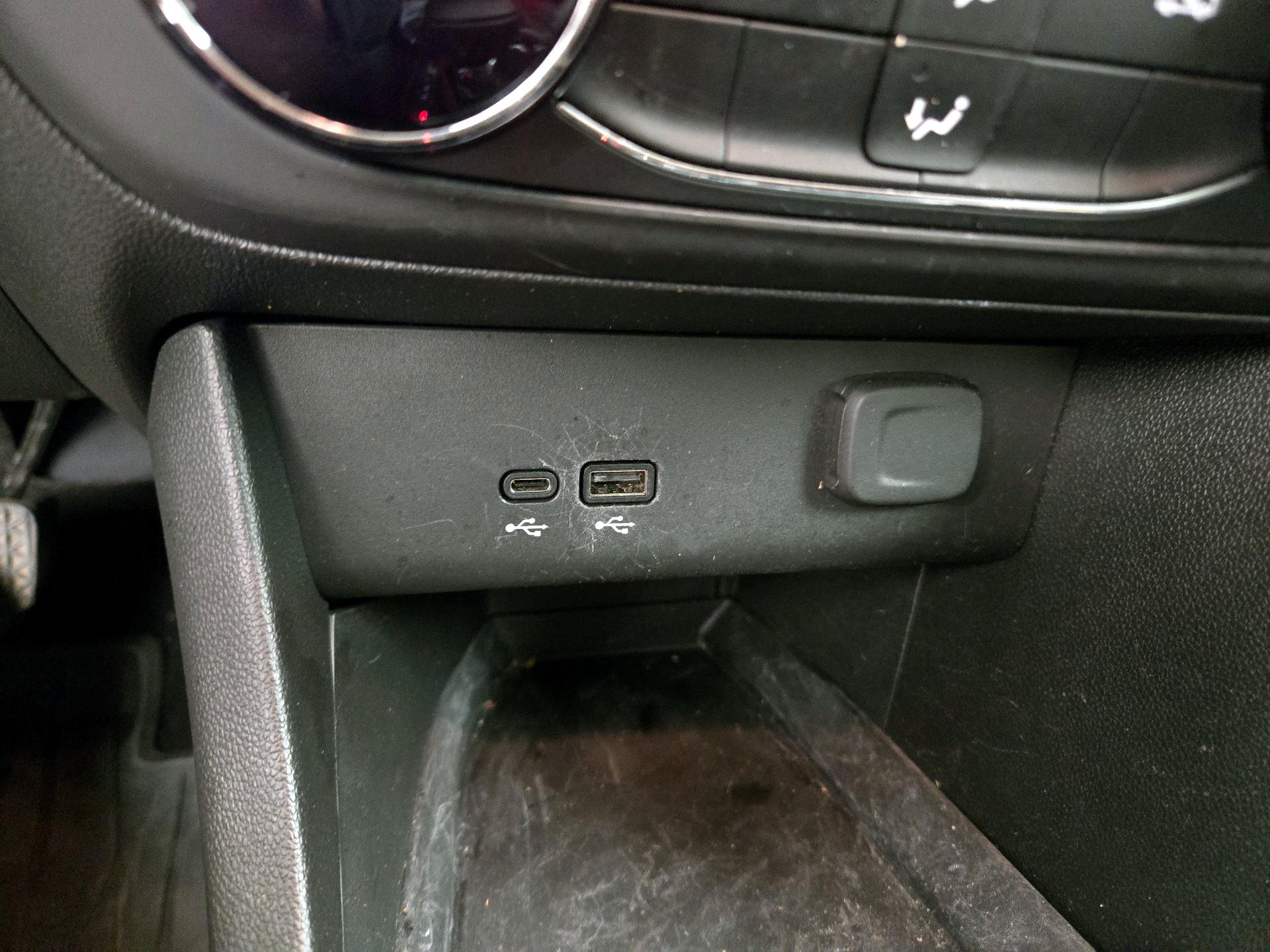 Thumbnail: 2024 Buick Encore GX - 18