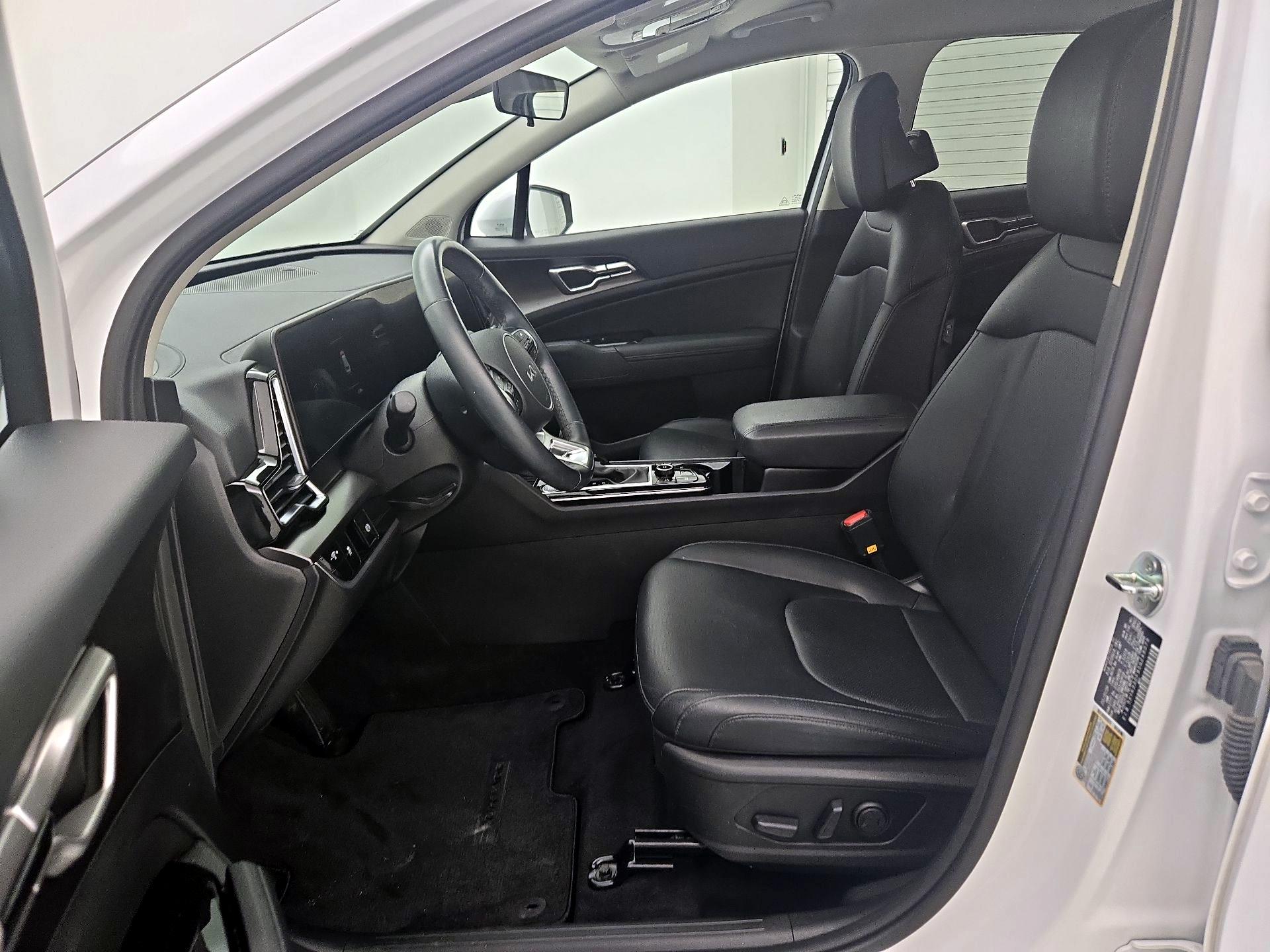 Thumbnail: 2025 Kia Sportage - 11