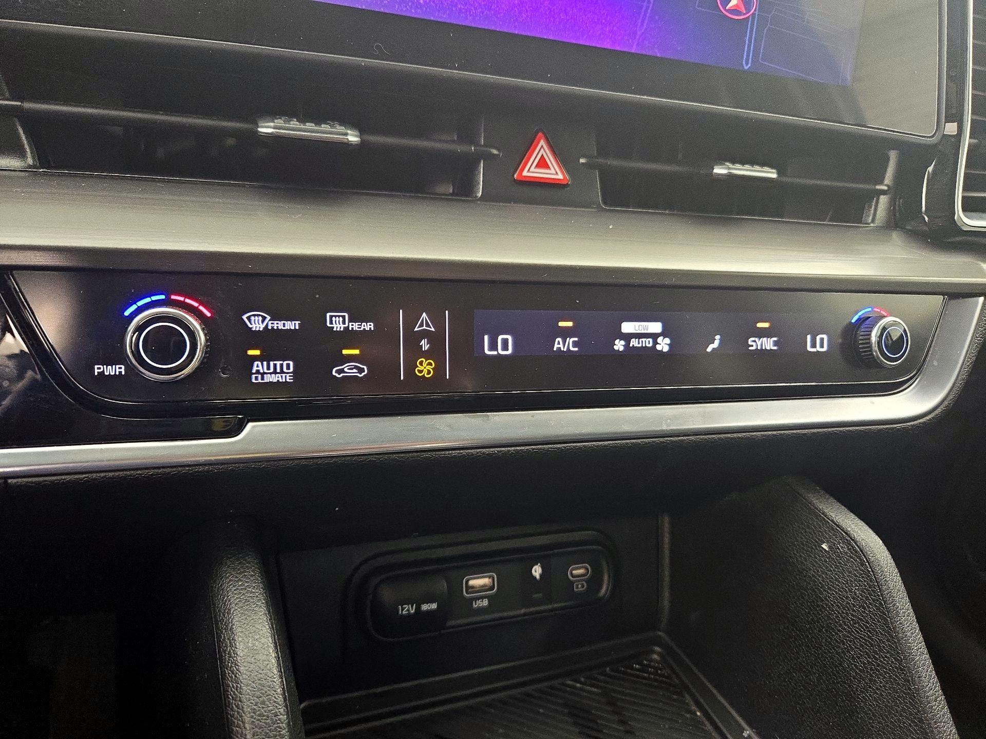 Thumbnail: 2025 Kia Sportage - 17