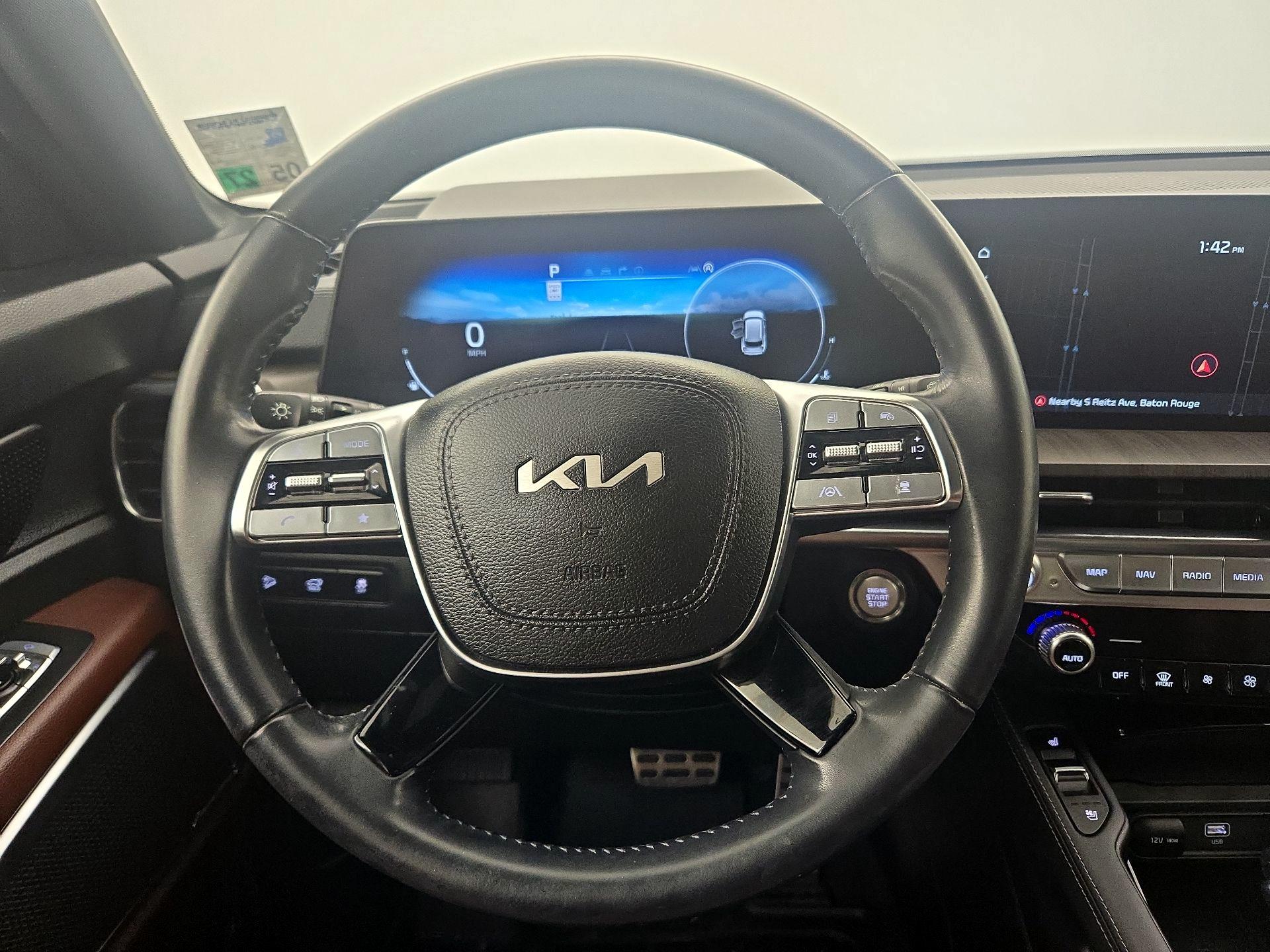 Thumbnail: 2023 Kia Telluride - 10