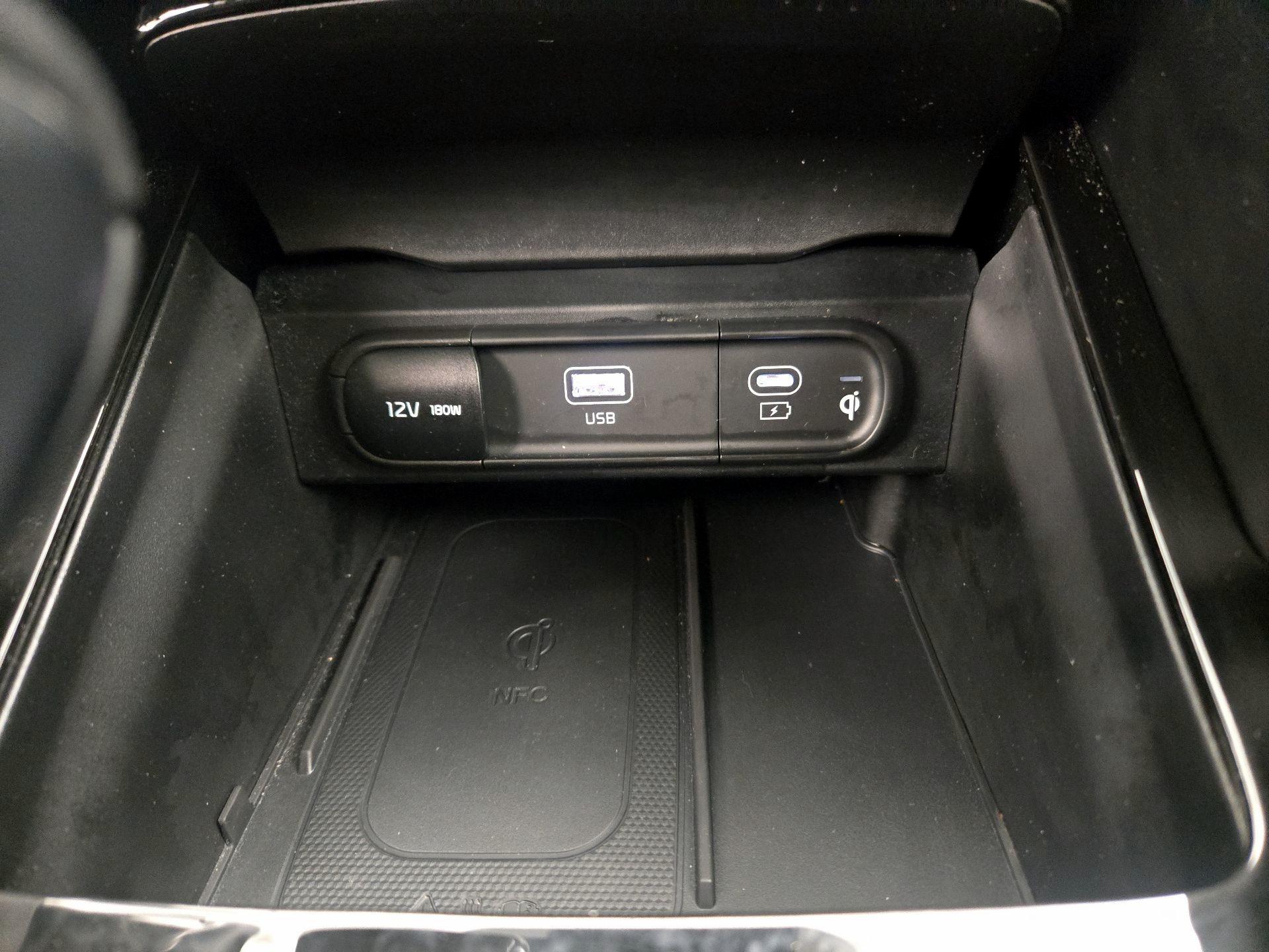 Thumbnail: 2023 Kia Telluride - 19