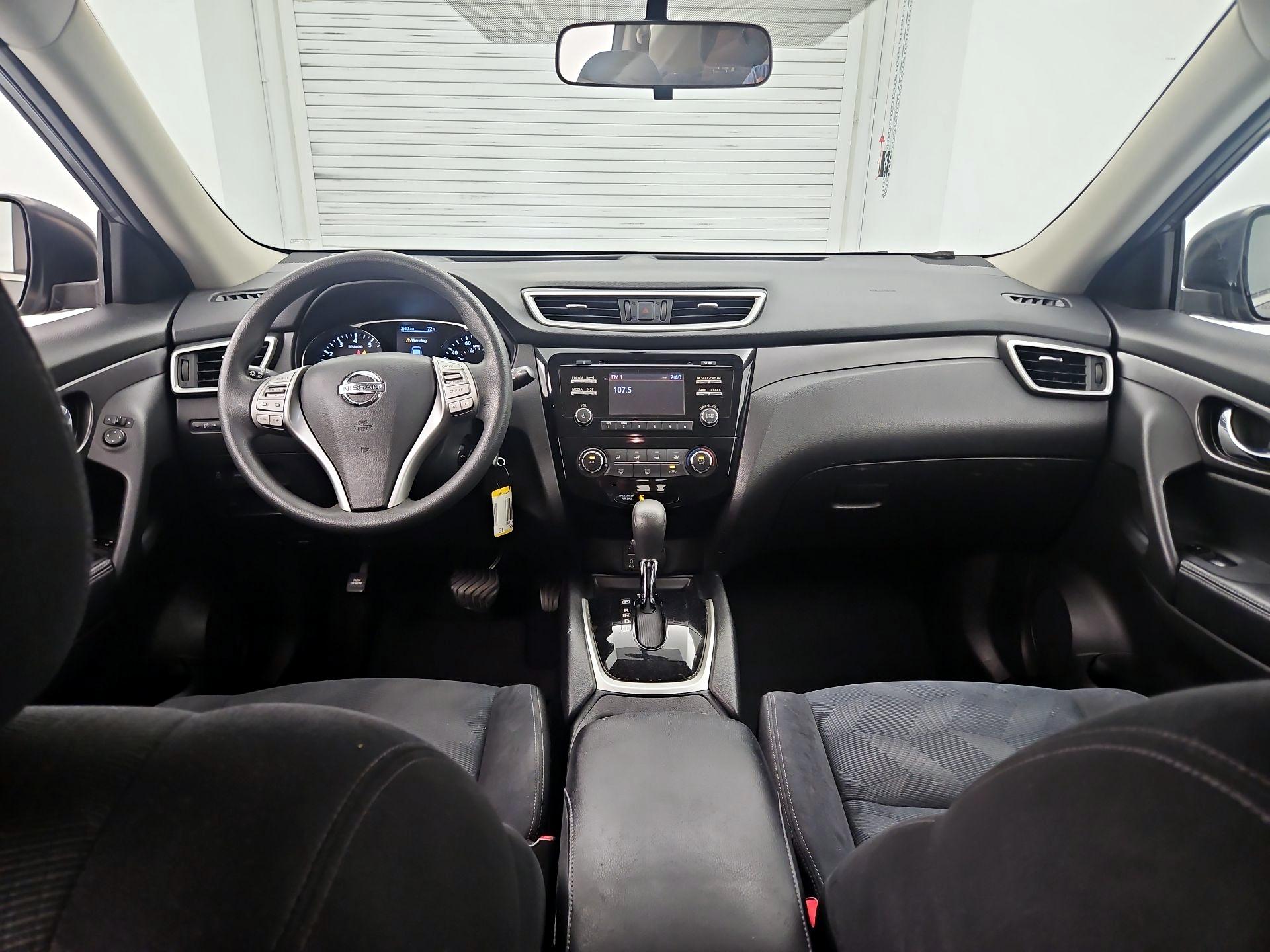 Thumbnail: 2016 Nissan Rogue - 9