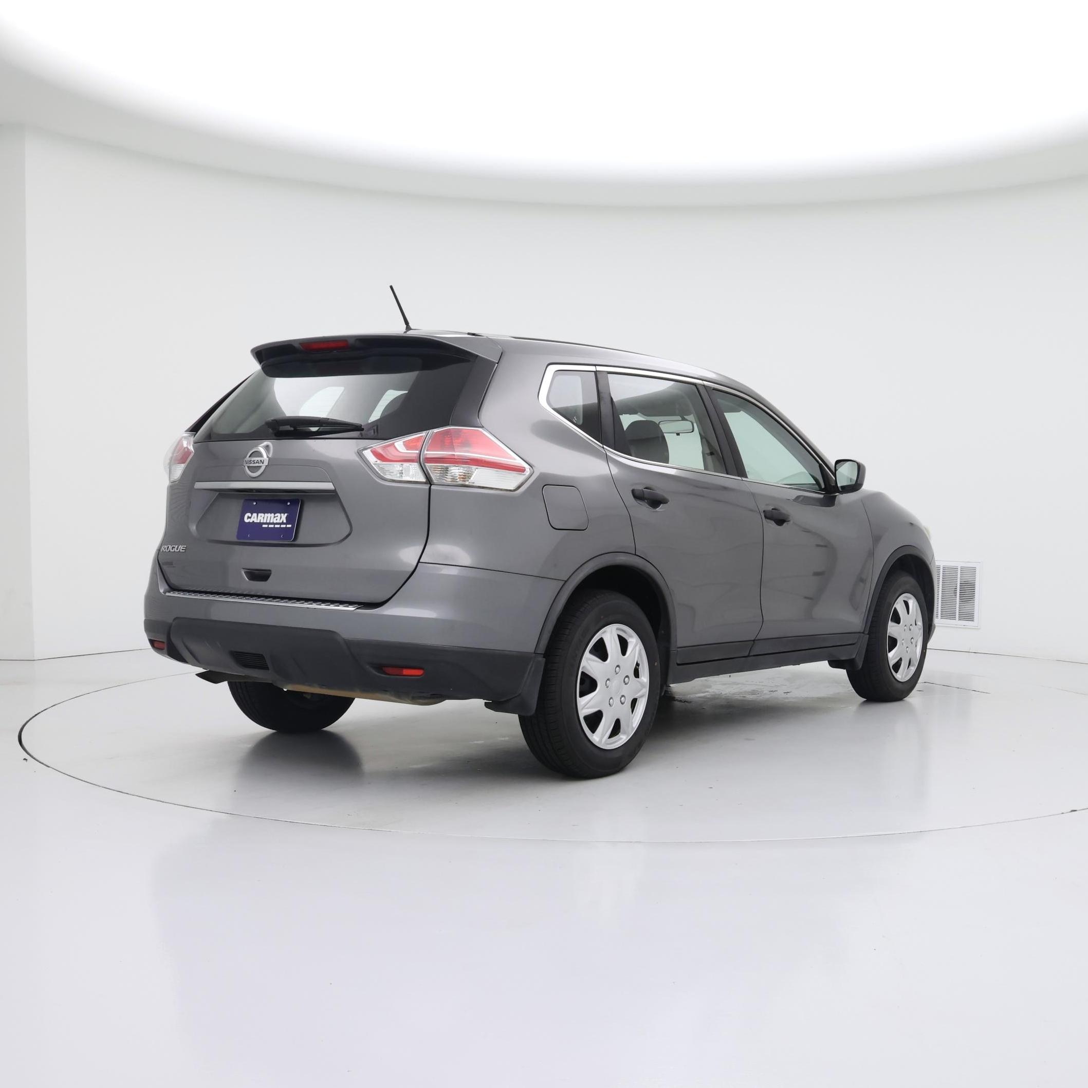 Thumbnail: 2016 Nissan Rogue - 8