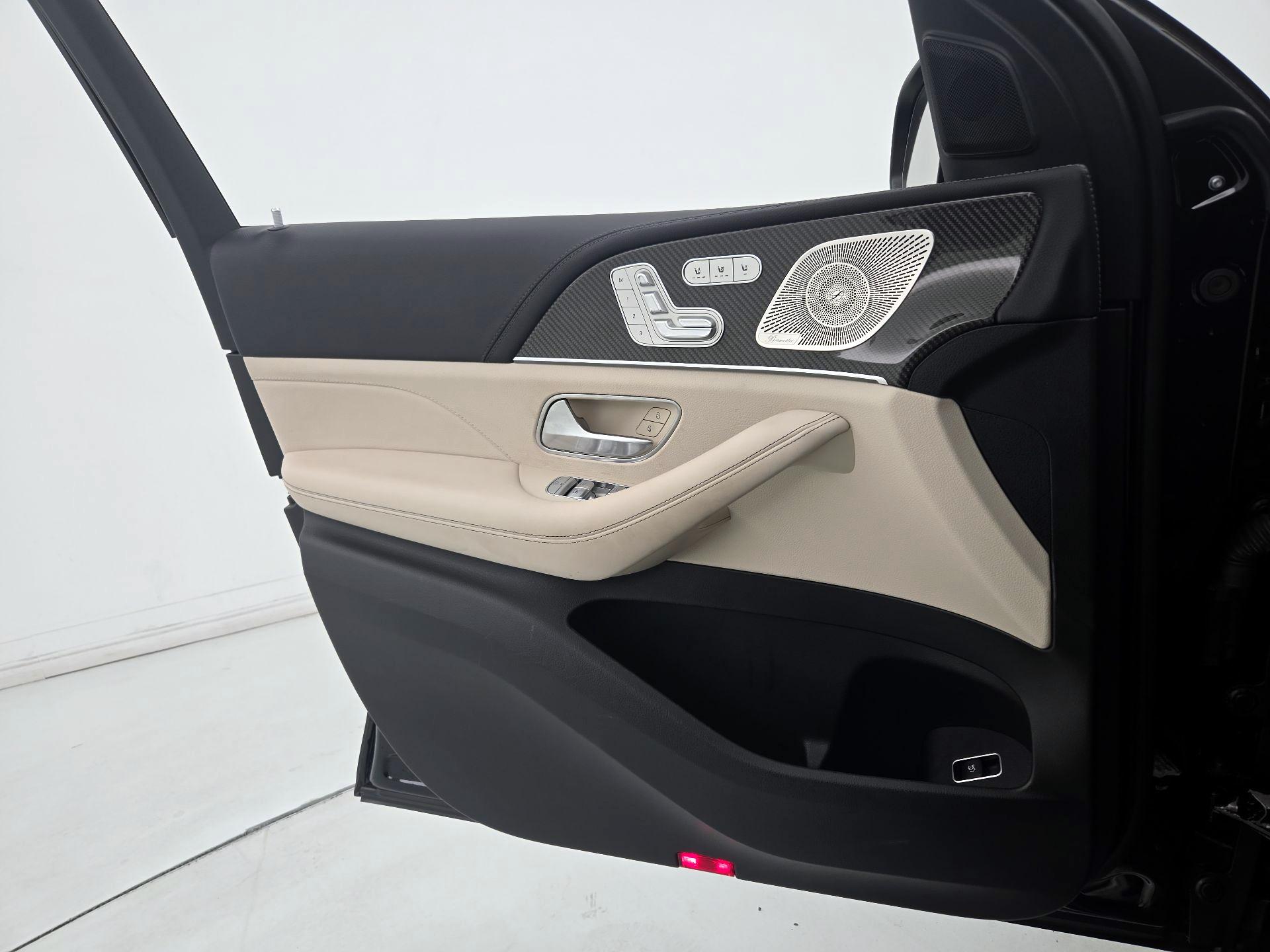 Thumbnail: 2025 Mercedes-Benz GLE - 12