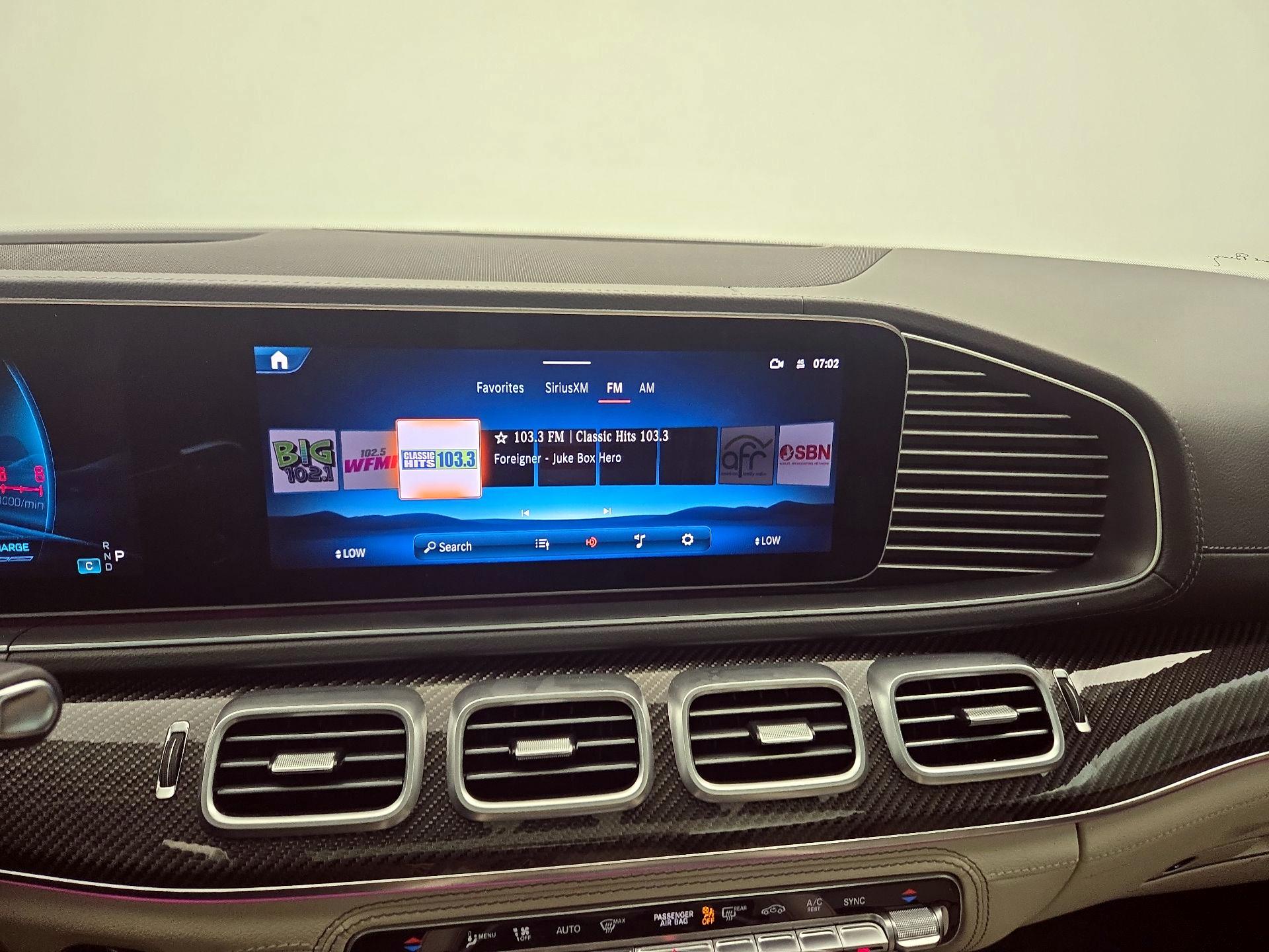 Thumbnail: 2025 Mercedes-Benz GLE - 16