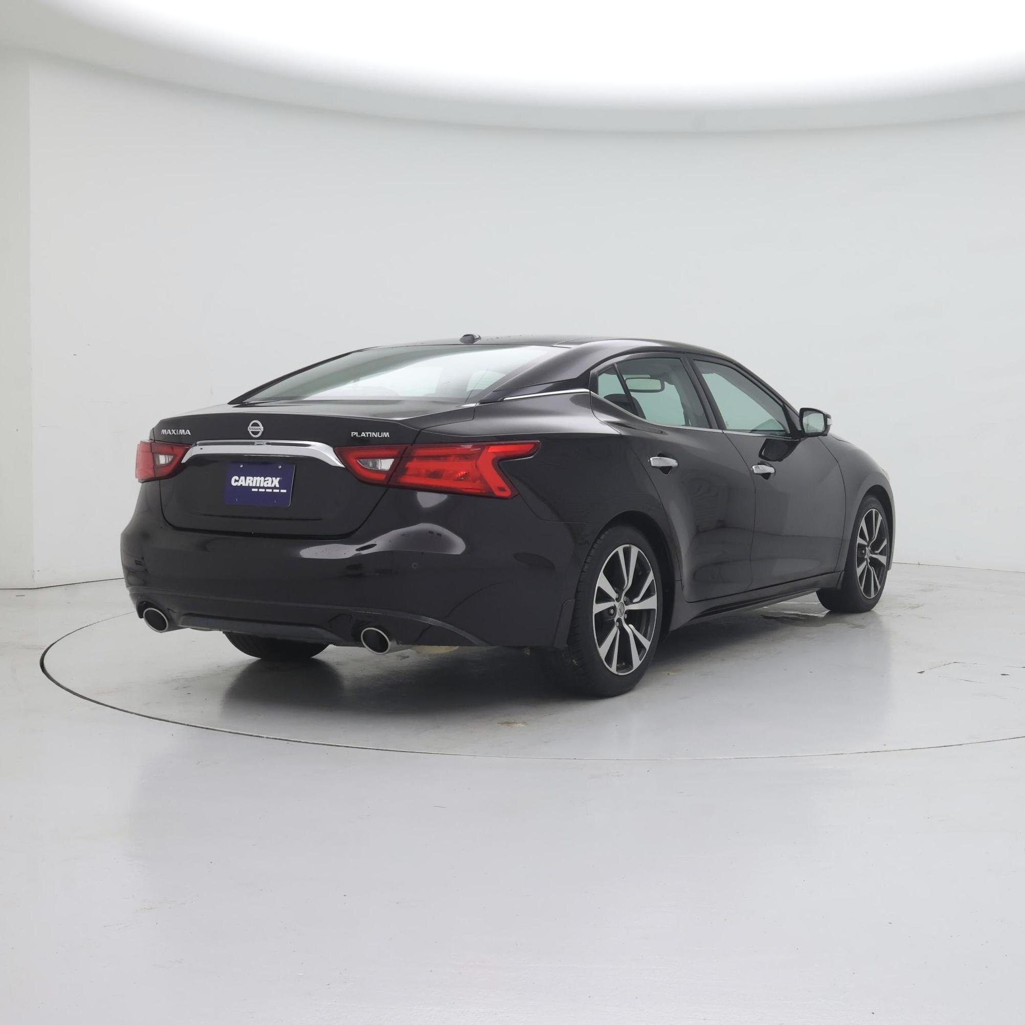 Thumbnail: 2017 Nissan Maxima - 8