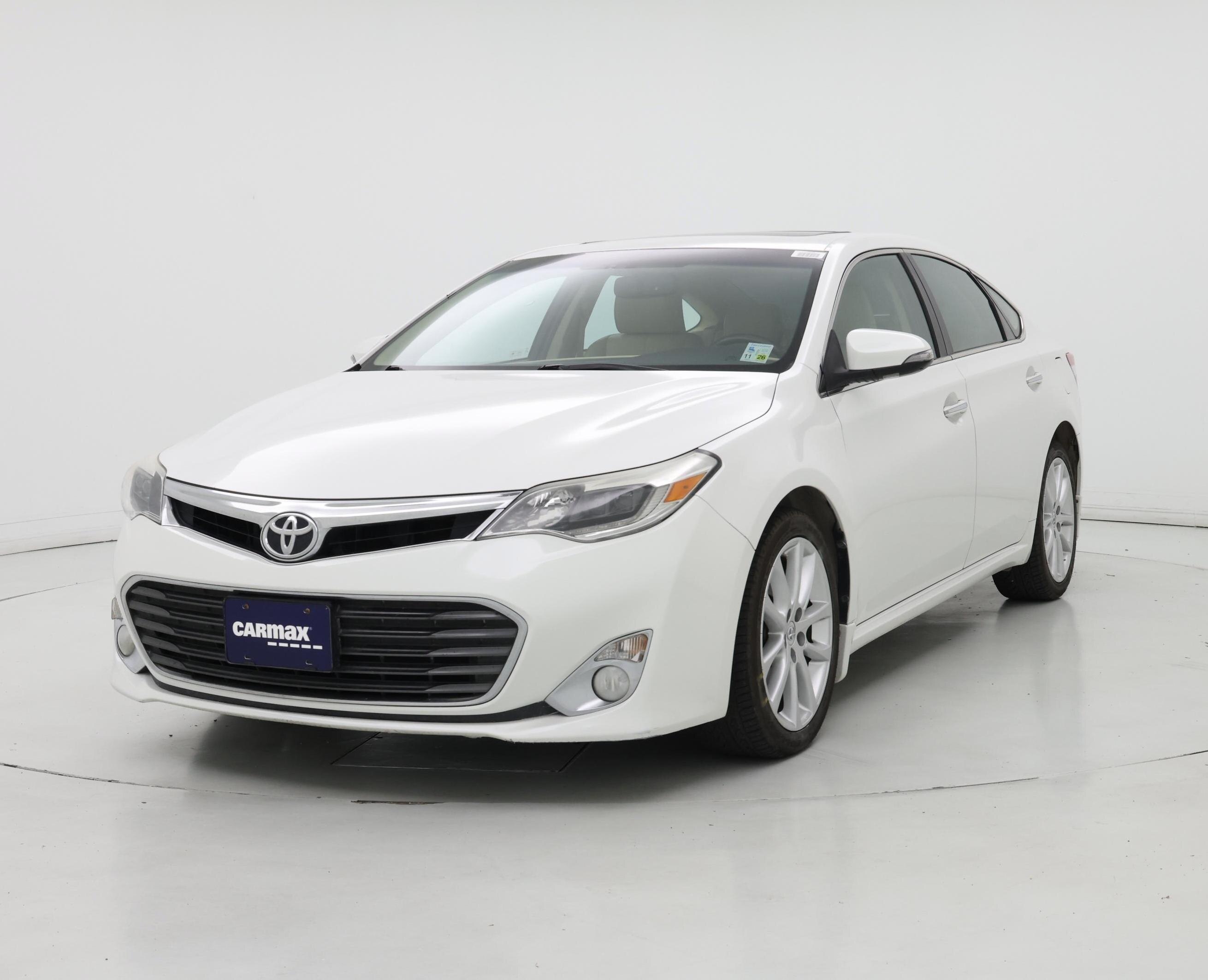 Thumbnail: 2015 Toyota Avalon - 4