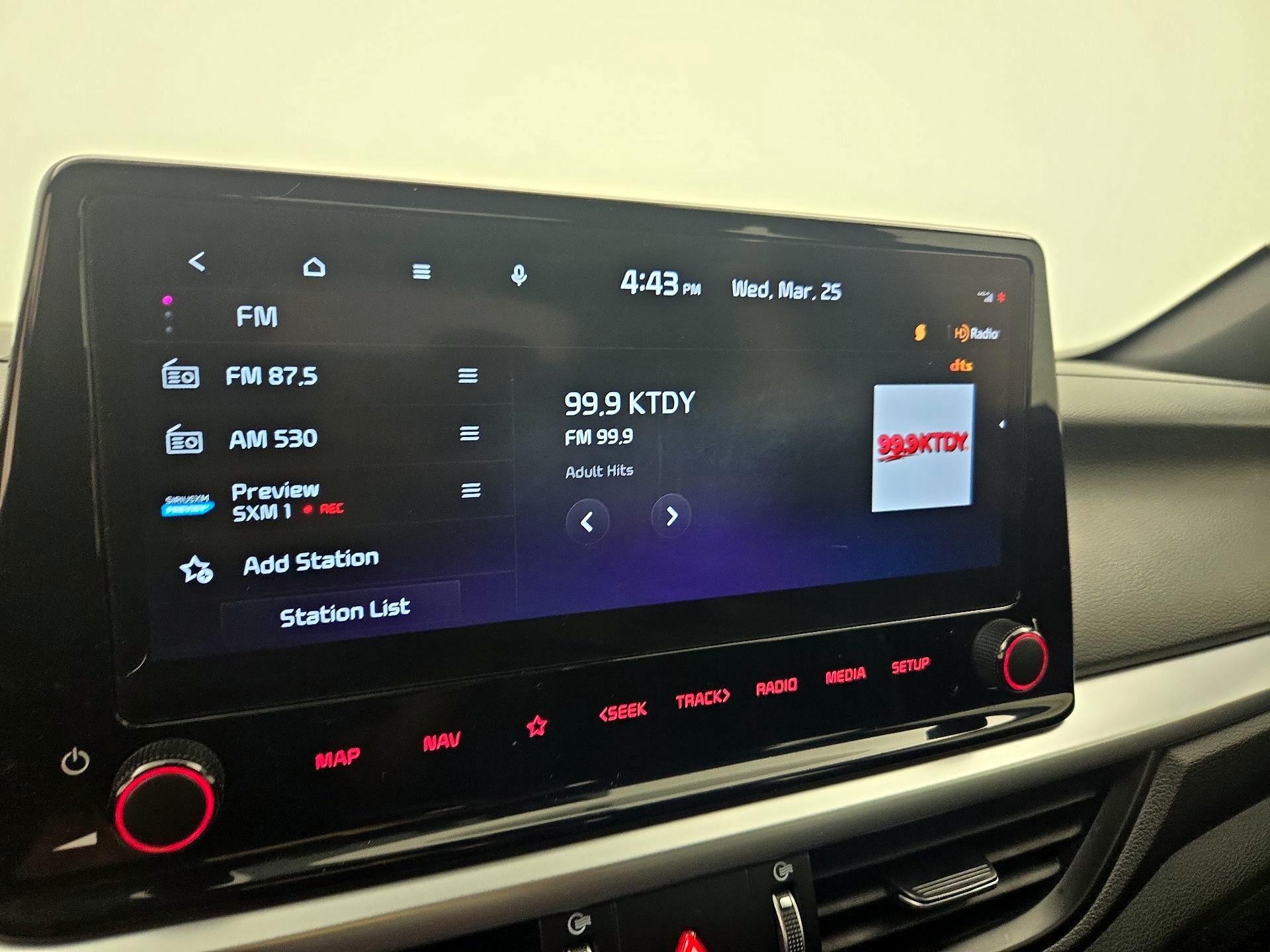 Thumbnail: 2024 Kia Forte - 16