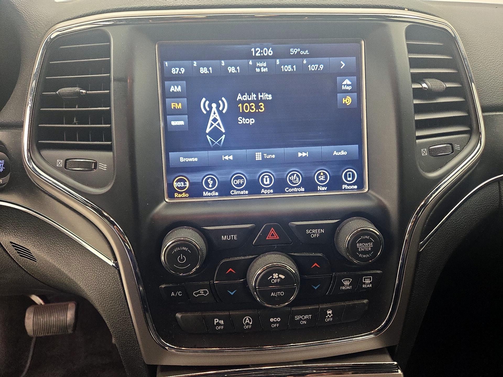 Thumbnail: 2018 Jeep Grand Cherokee - 16