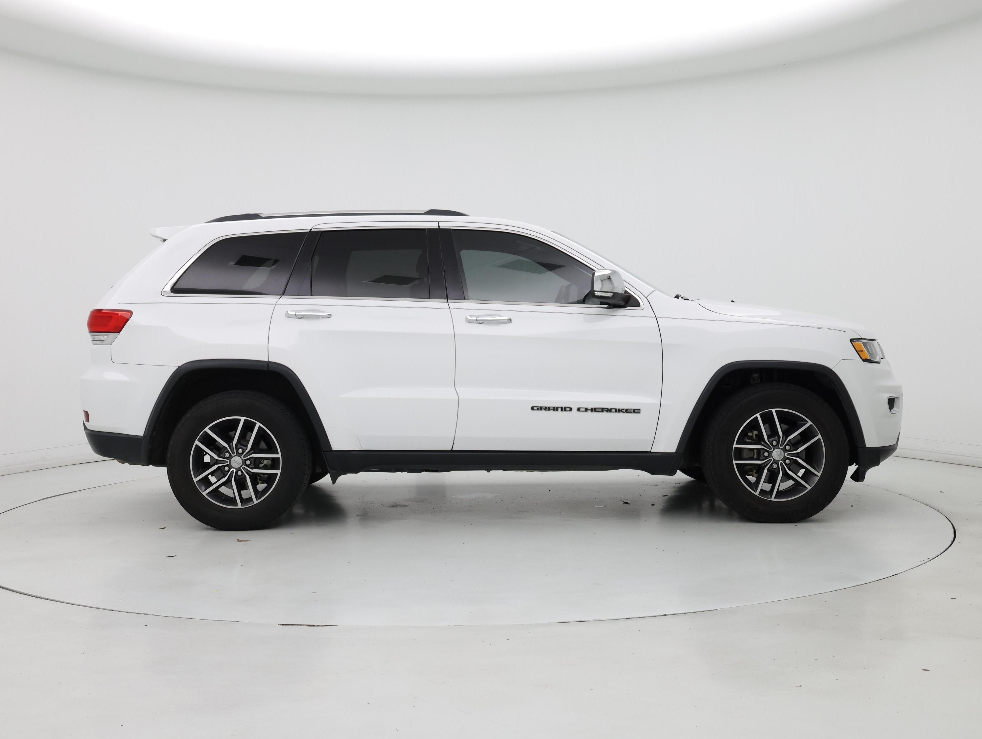 Thumbnail: 2018 Jeep Grand Cherokee - 7
