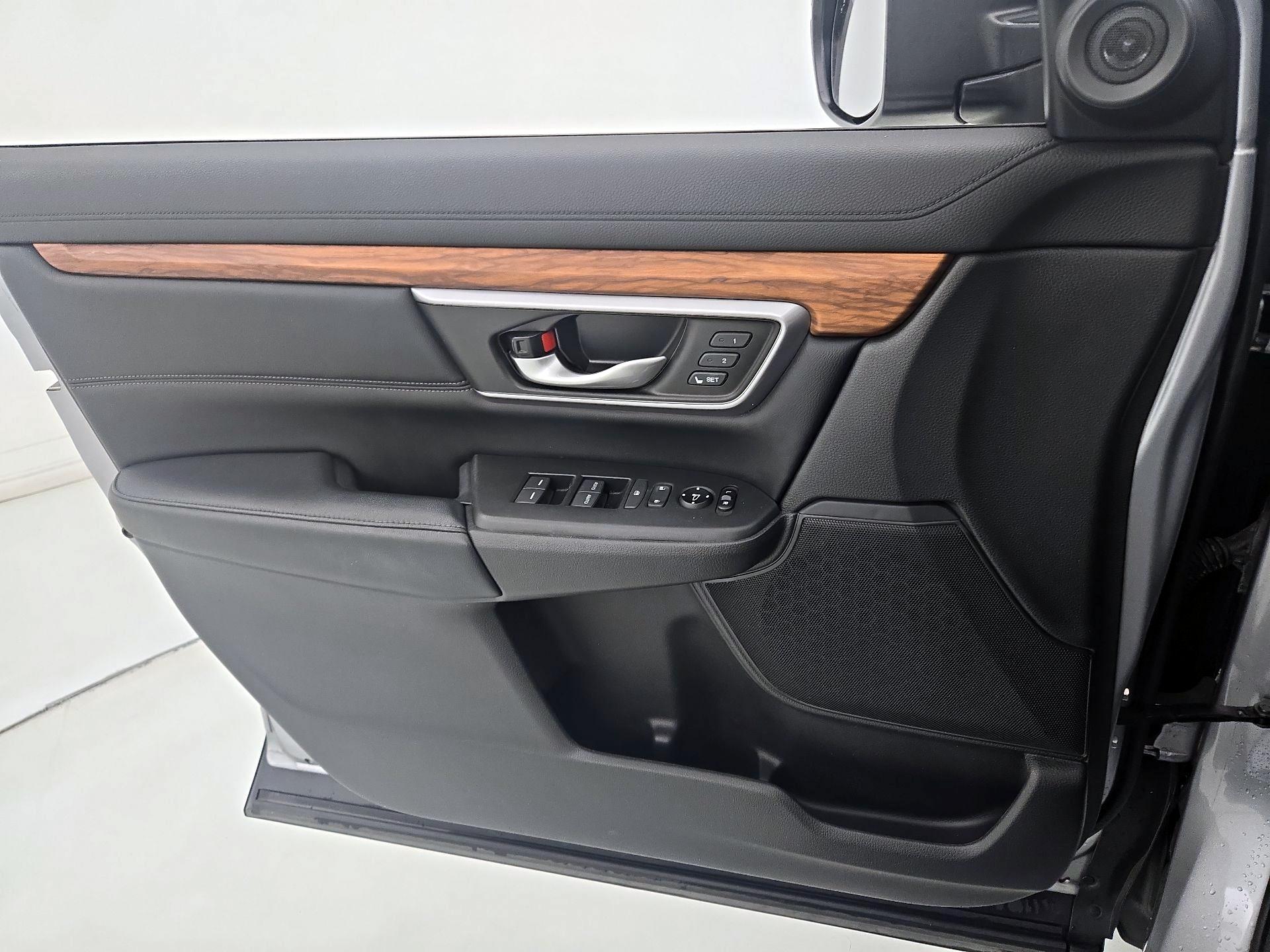 Thumbnail: 2017 Honda CR-V - 12