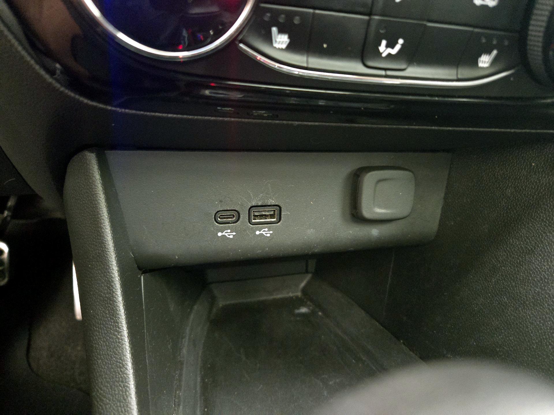 Thumbnail: 2024 Buick Encore GX - 18