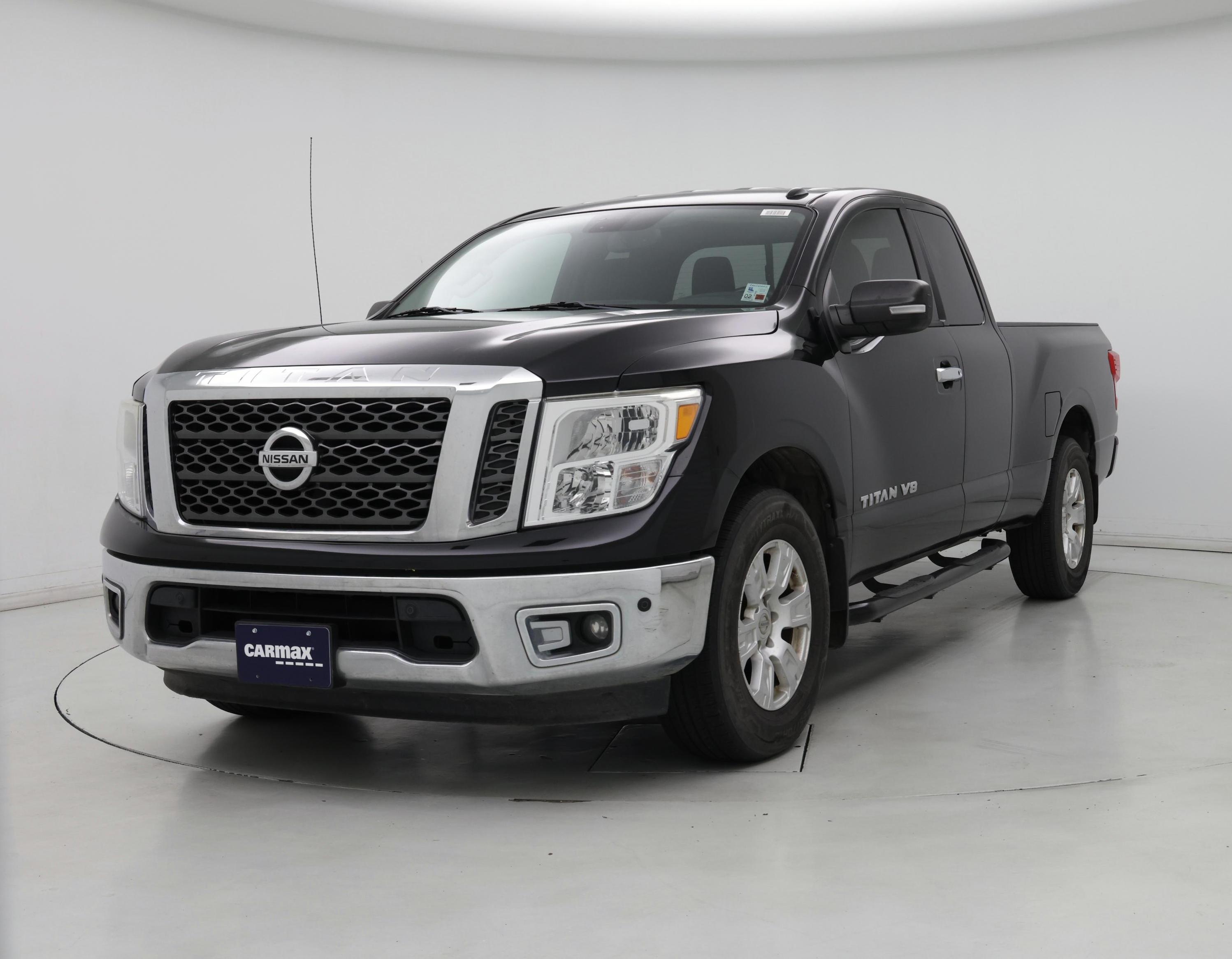 Thumbnail: 2018 Nissan Titan - 4