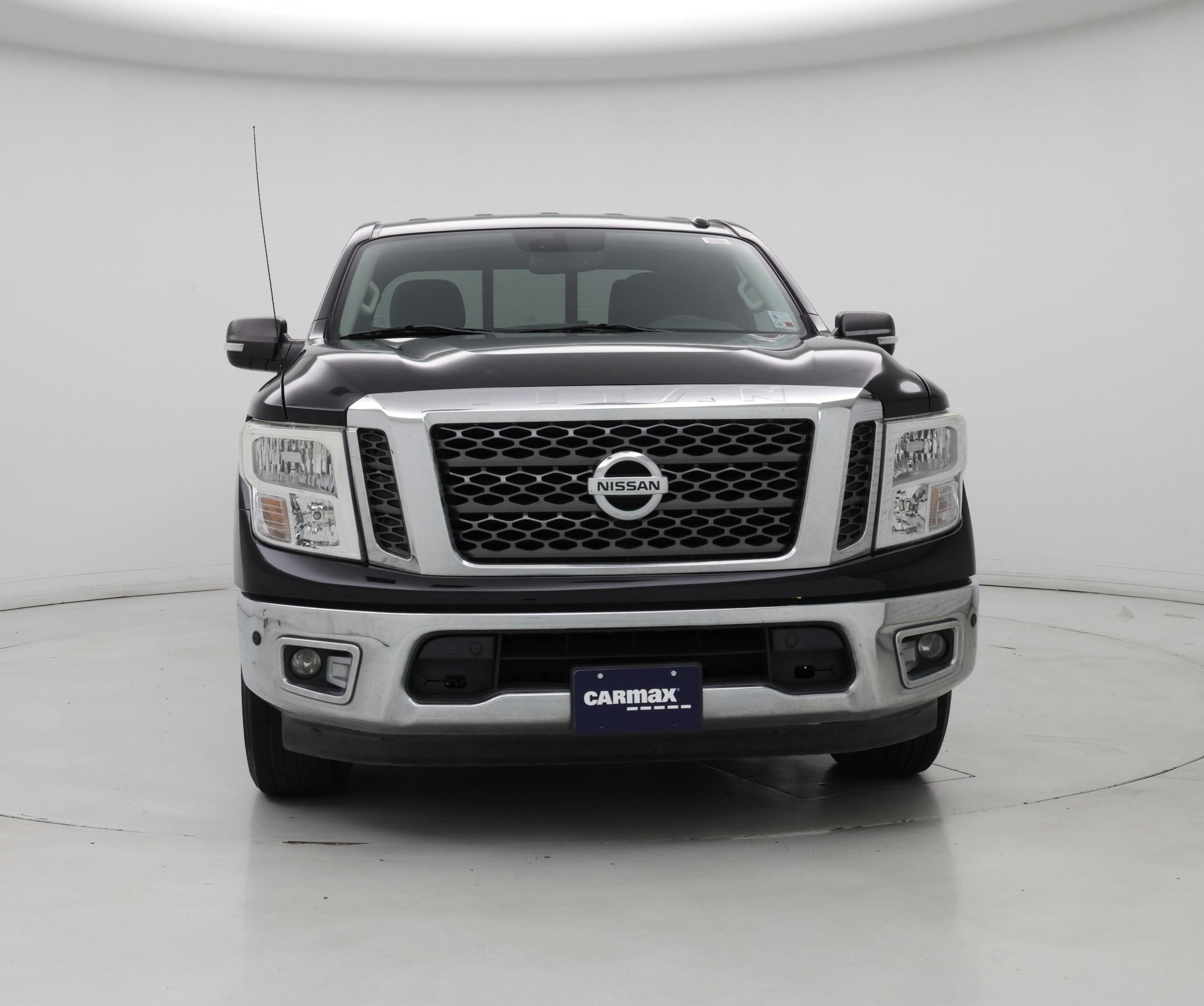 Thumbnail: 2018 Nissan Titan - 5
